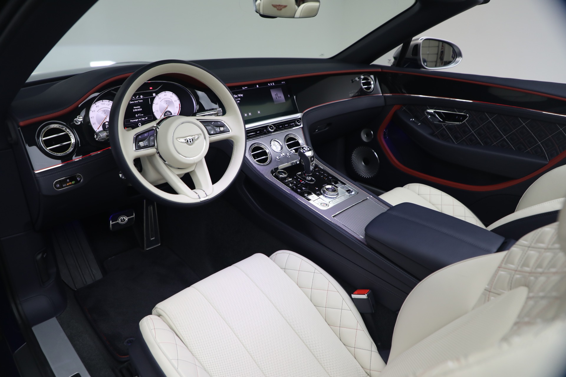 Used-2022-Bentley-Continental-GTC-V8