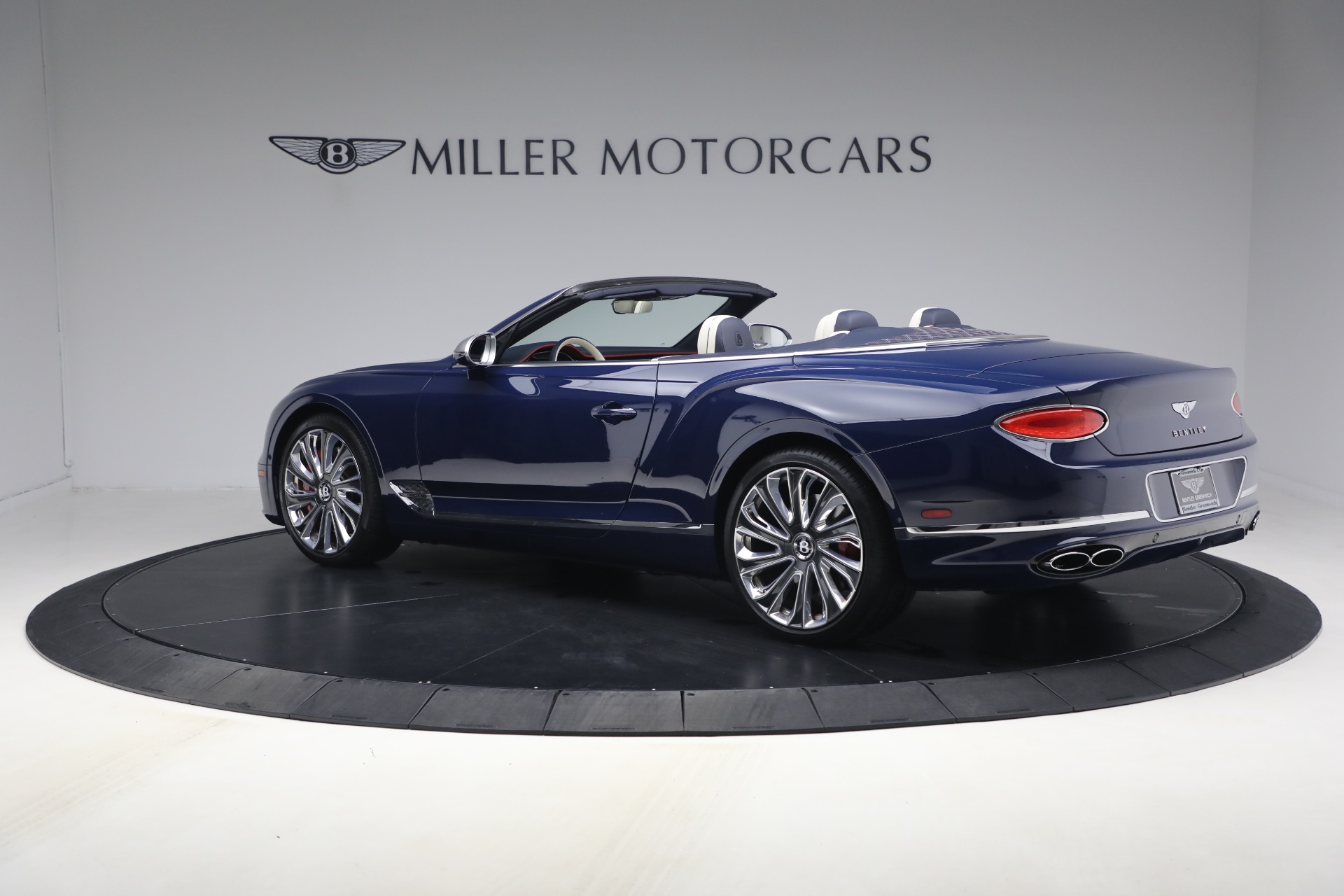 Used-2022-Bentley-Continental-GTC-V8