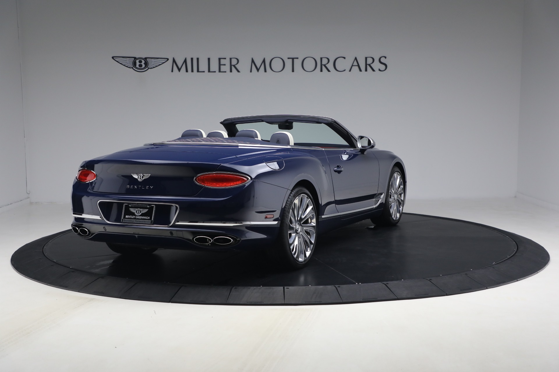 Used-2022-Bentley-Continental-GTC-V8