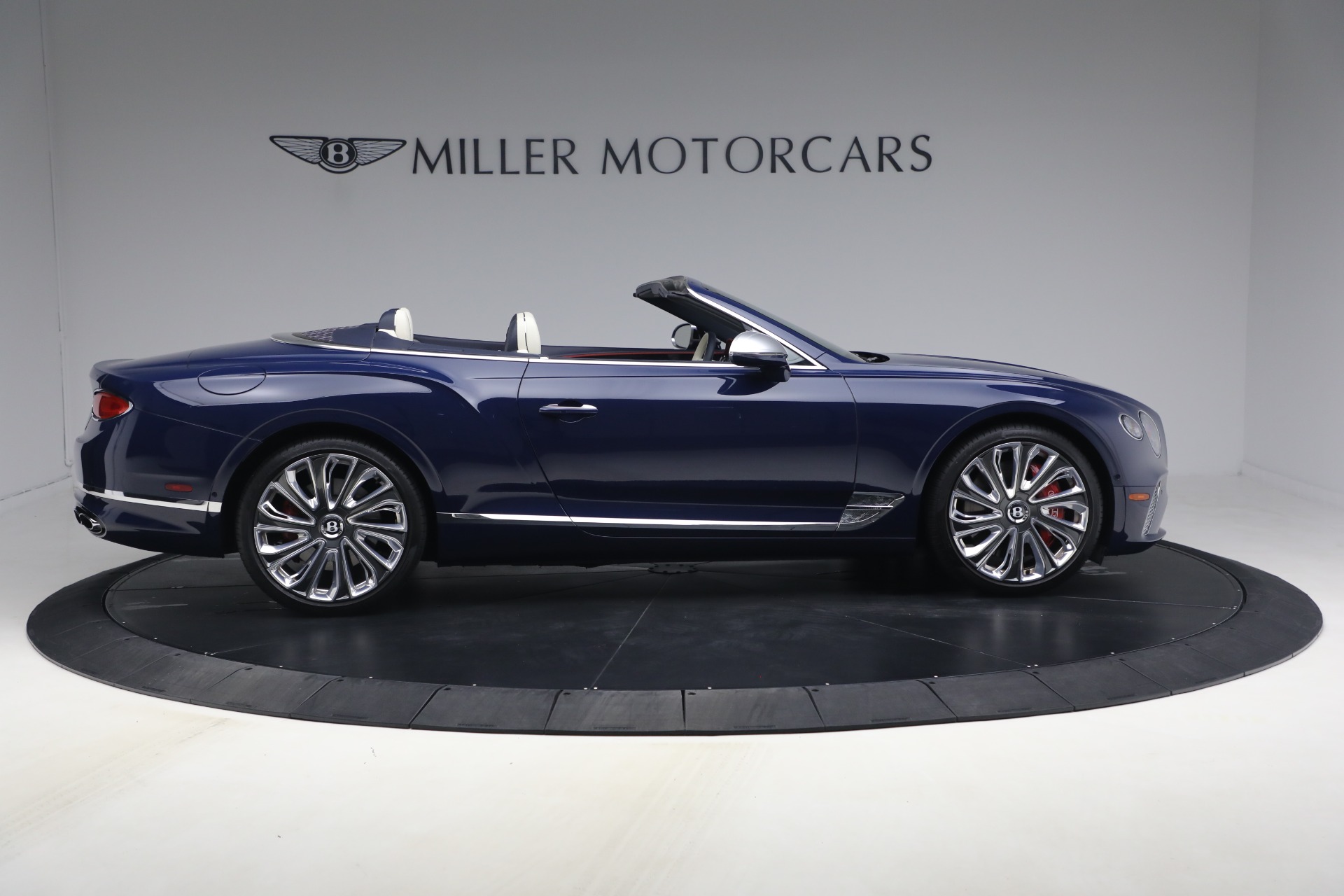 Used-2022-Bentley-Continental-GTC-V8