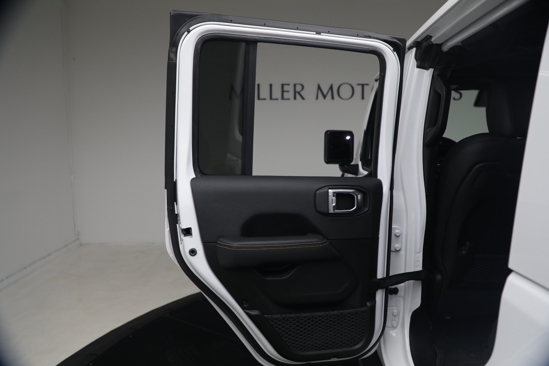 Used-2024-Jeep-Wrangler-Rubicon-392-Final-Edition