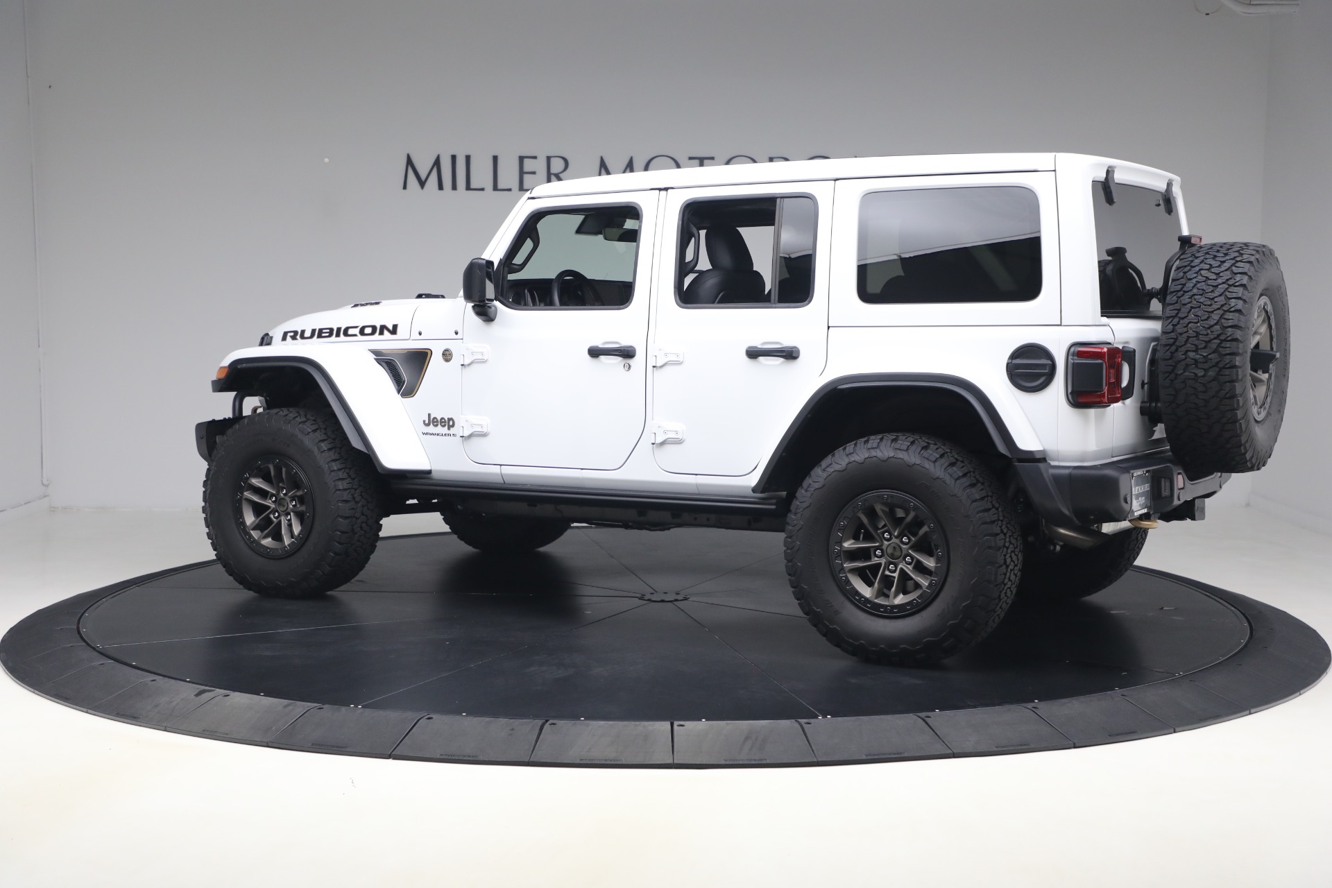 Used-2024-Jeep-Wrangler-Rubicon-392-Final-Edition