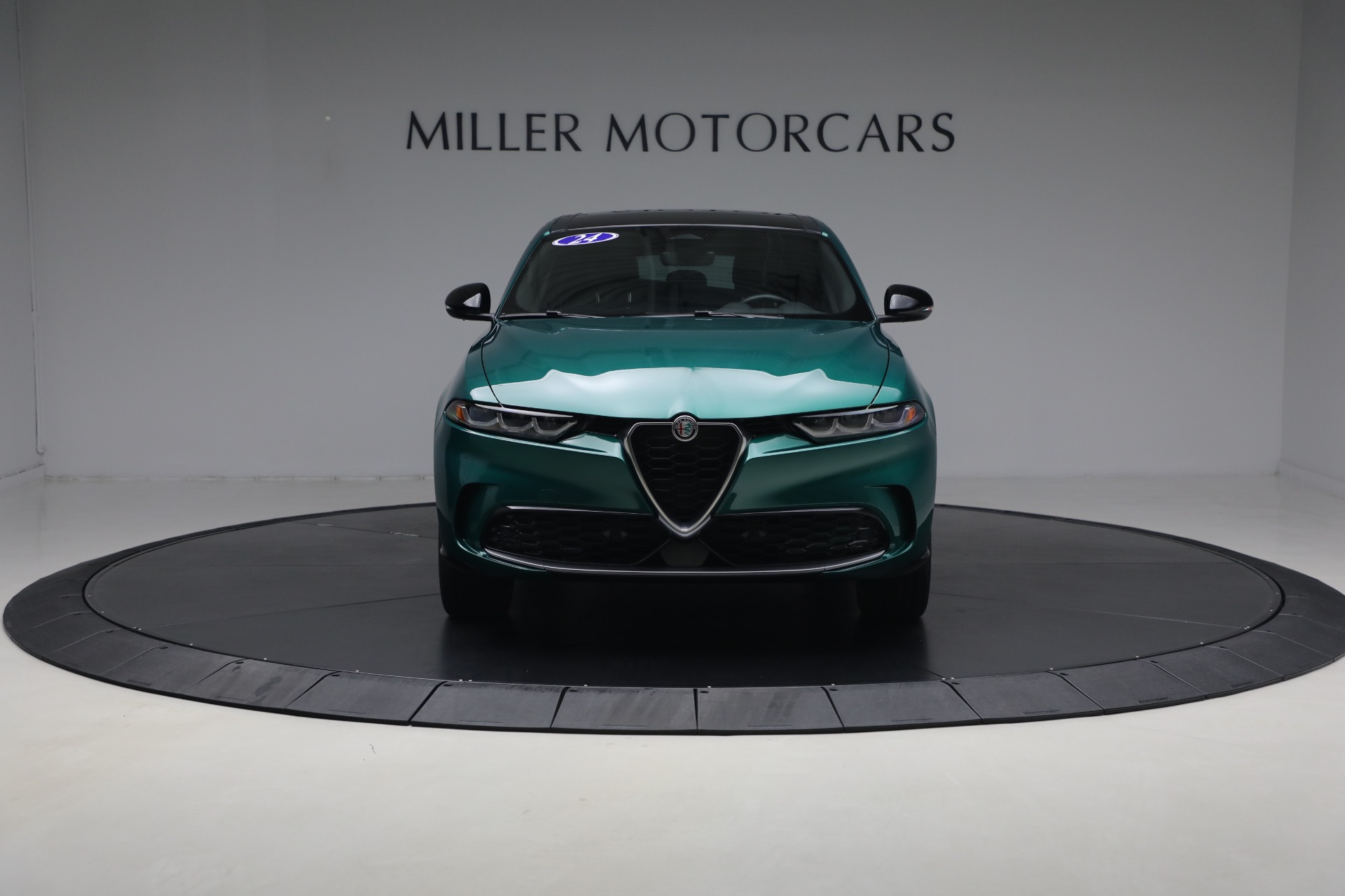 Used-2024-Alfa-Romeo-Tonale-Hybrid-Ti