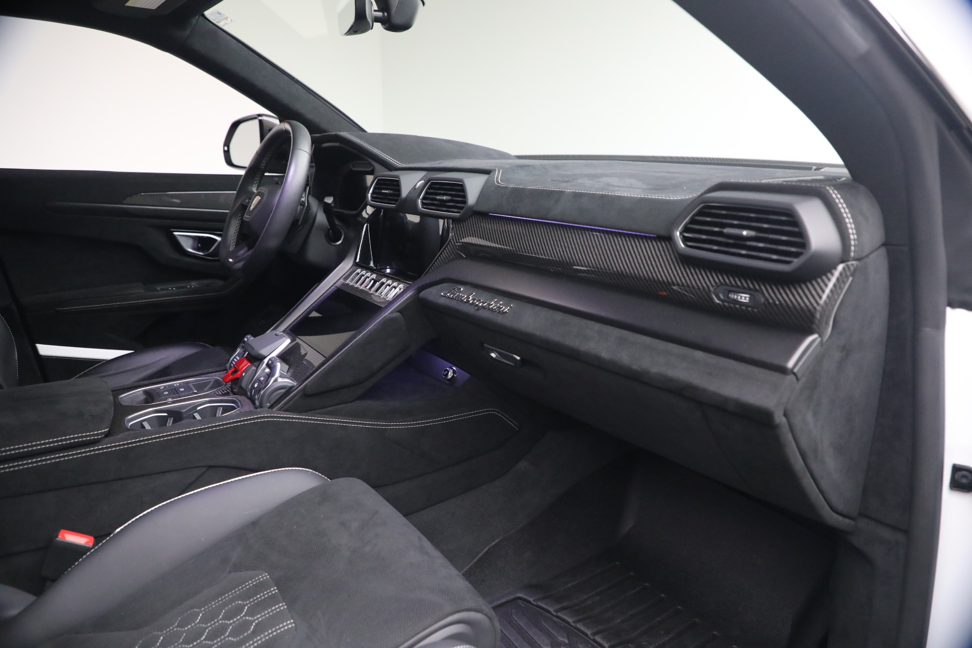 Used-2024-Lamborghini-Urus-Performante