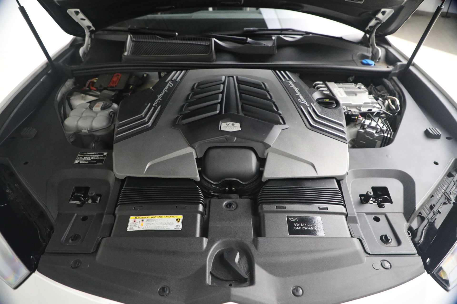 Used-2024-Lamborghini-Urus-Performante