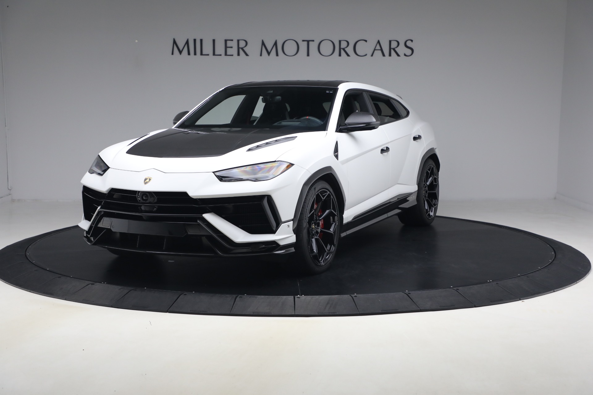 Used-2024-Lamborghini-Urus-Performante