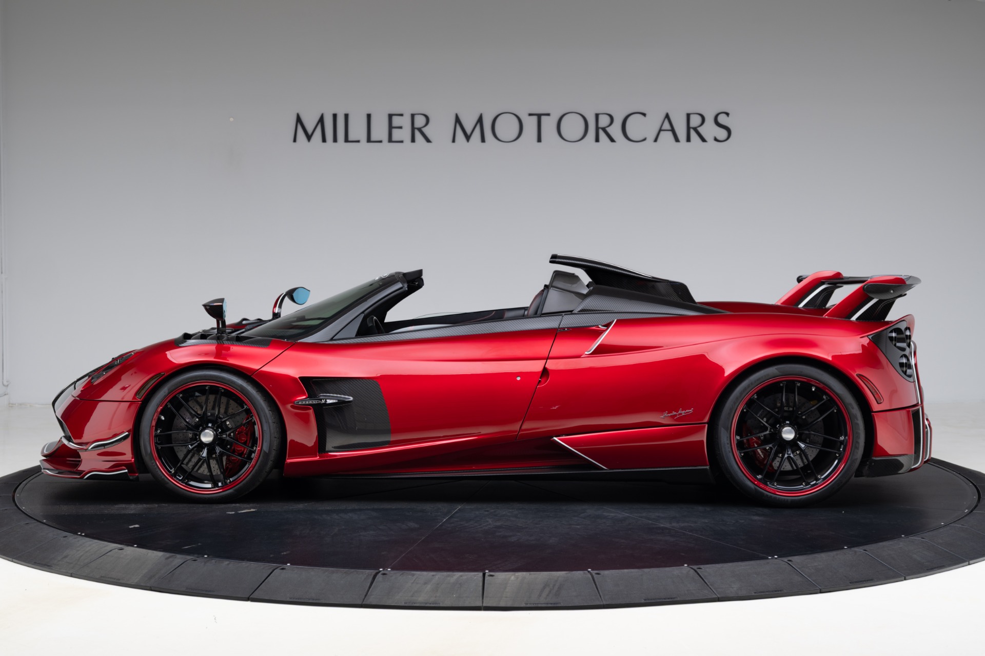 Used-2020-Pagani-Huayra-Roadster-BC