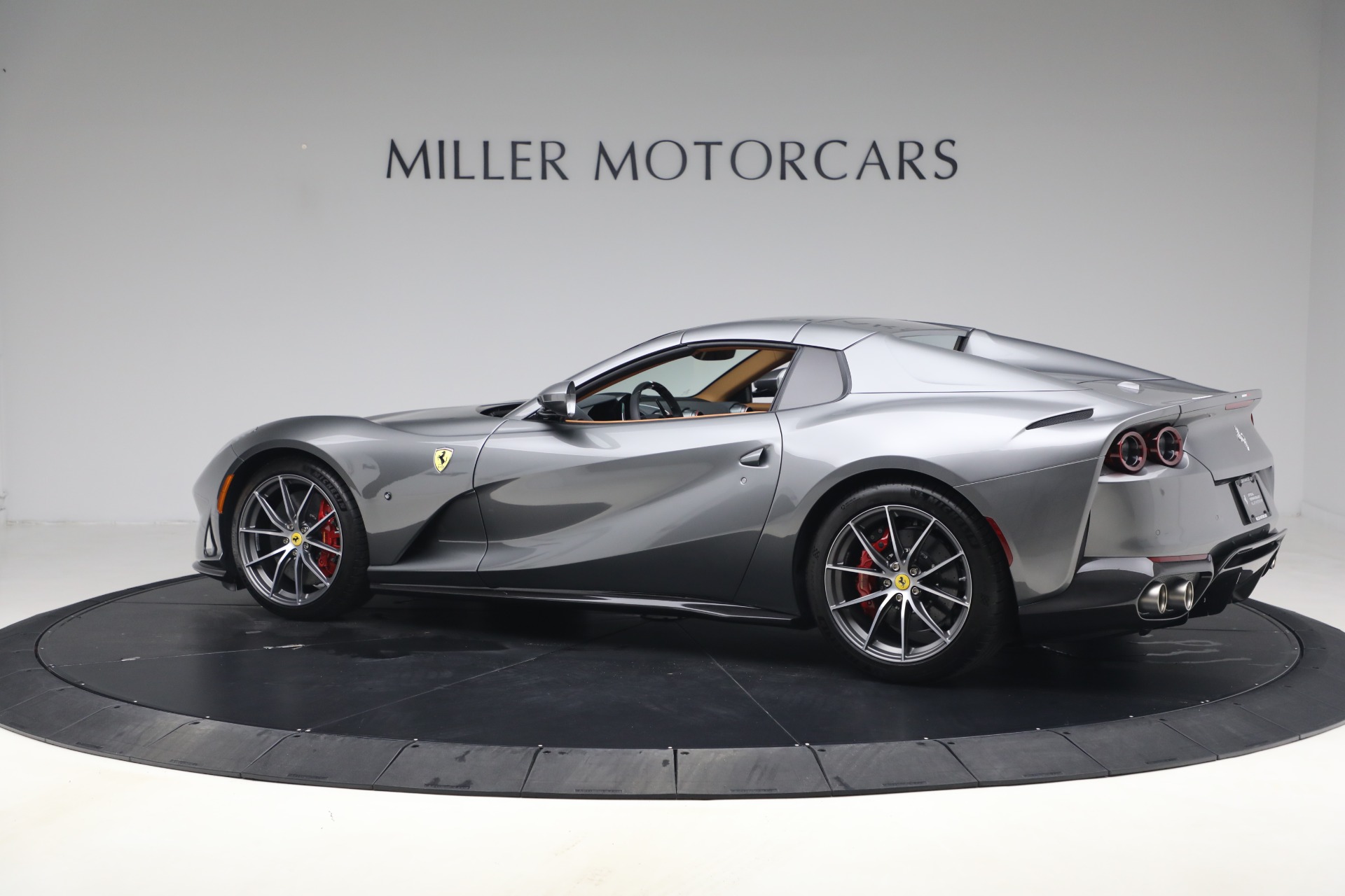 Used-2023-Ferrari-812-GTS