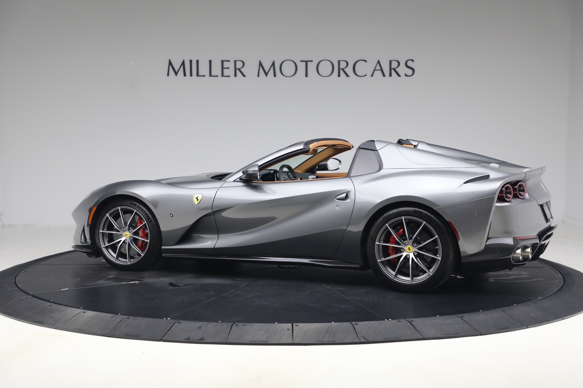 Used-2023-Ferrari-812-GTS