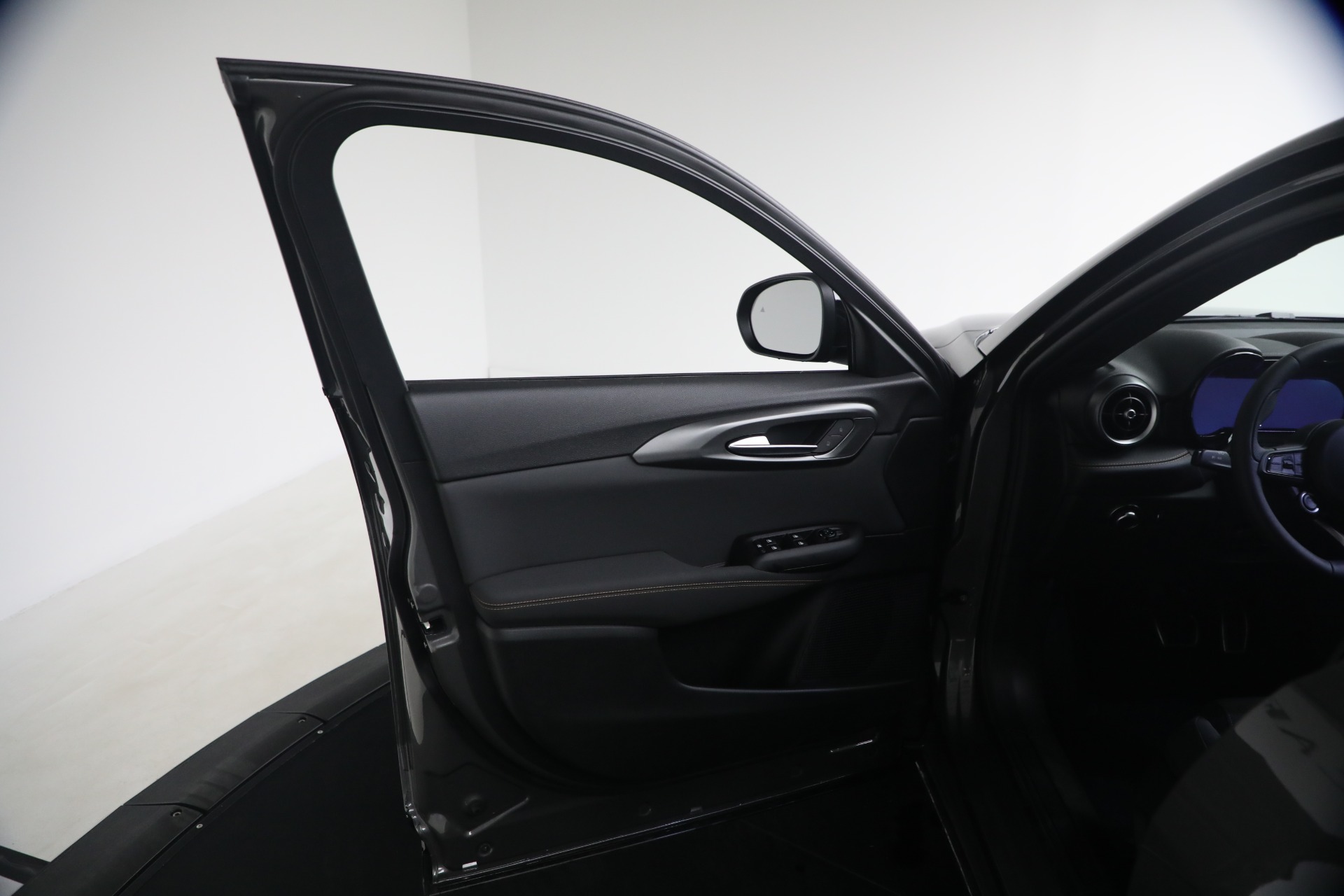 New-2026-Alfa-Romeo-Tonale-Sprint