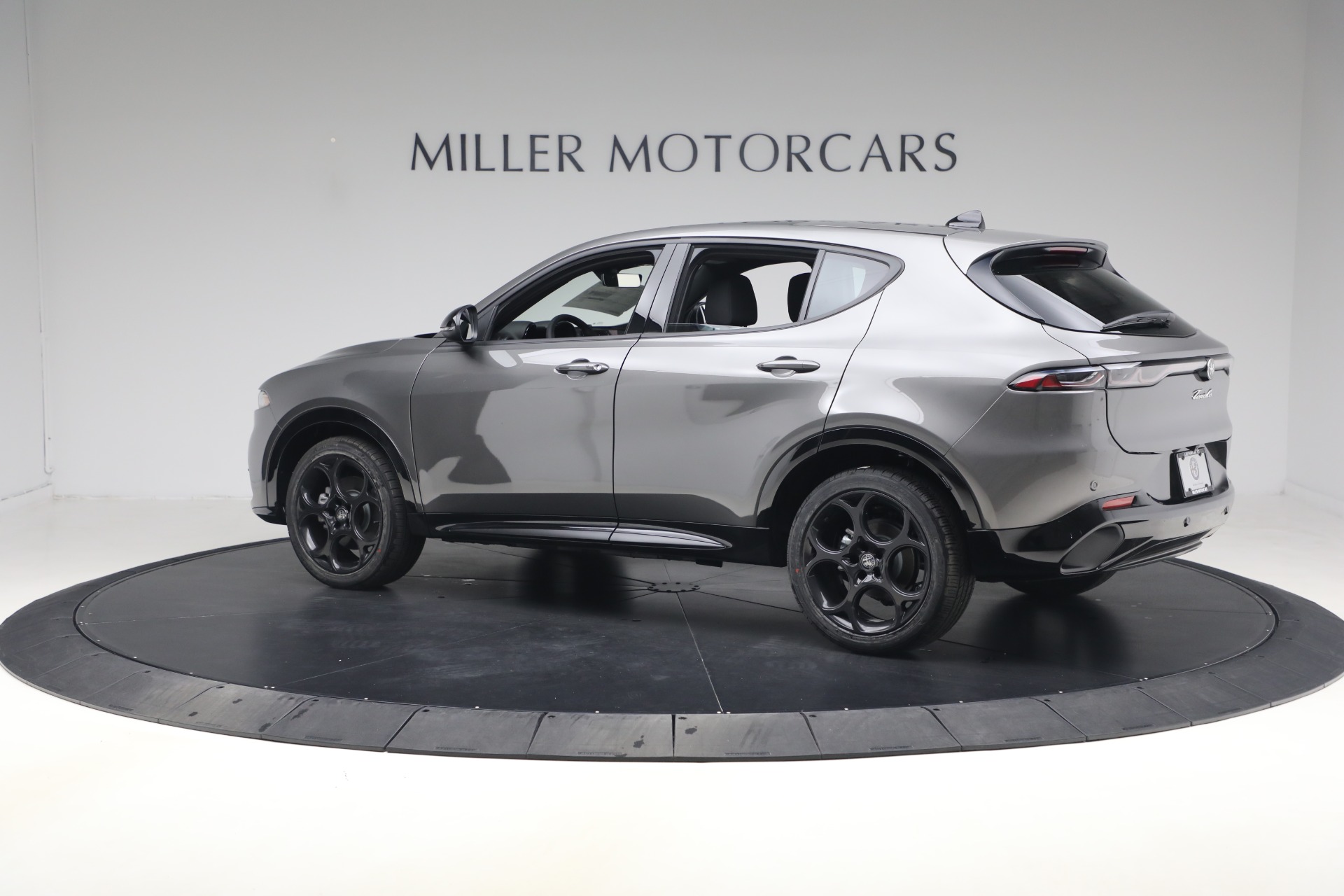 New-2026-Alfa-Romeo-Tonale-Sprint