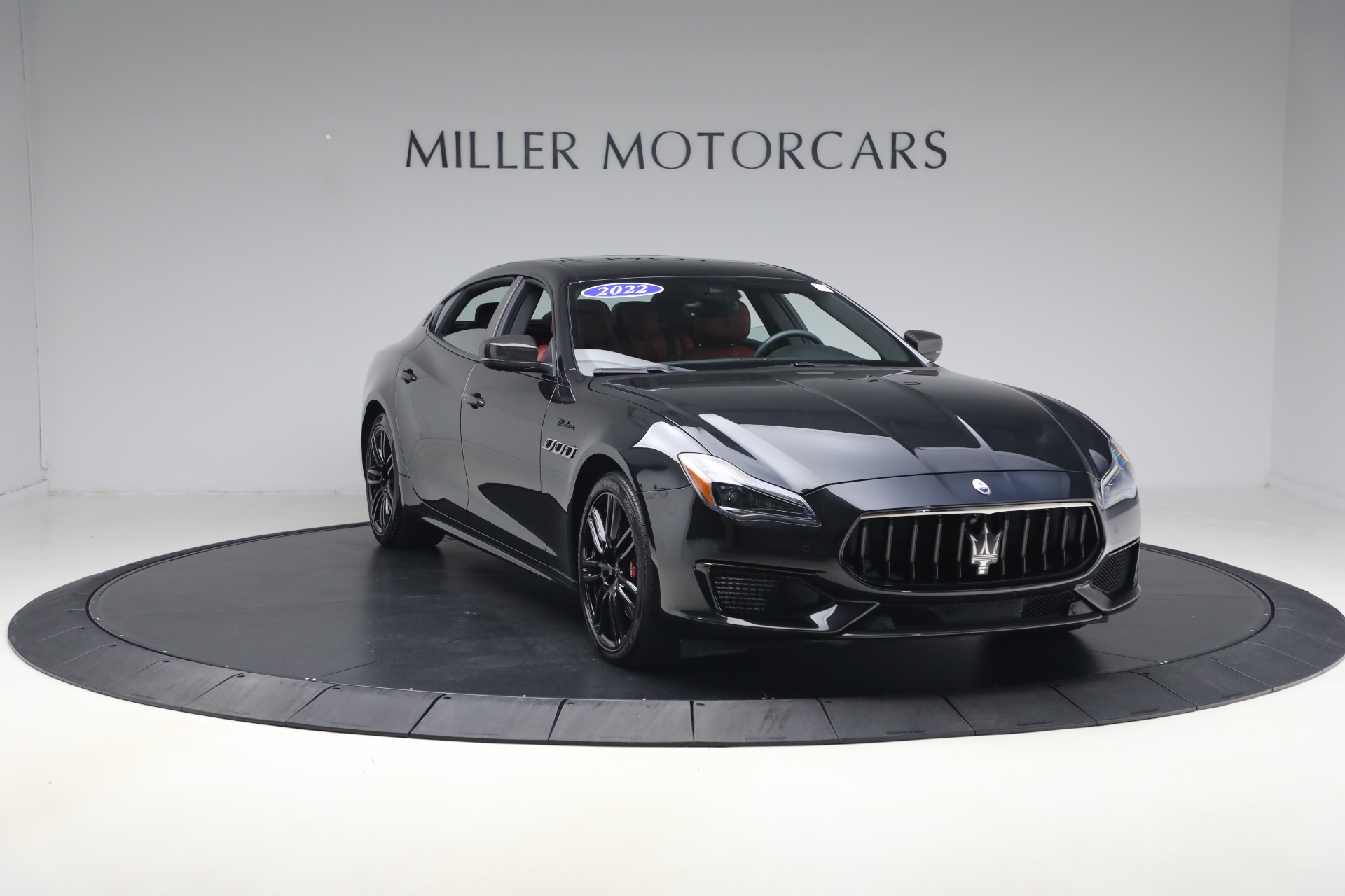 Used-2022-Maserati-Quattroporte-Modena-Q4