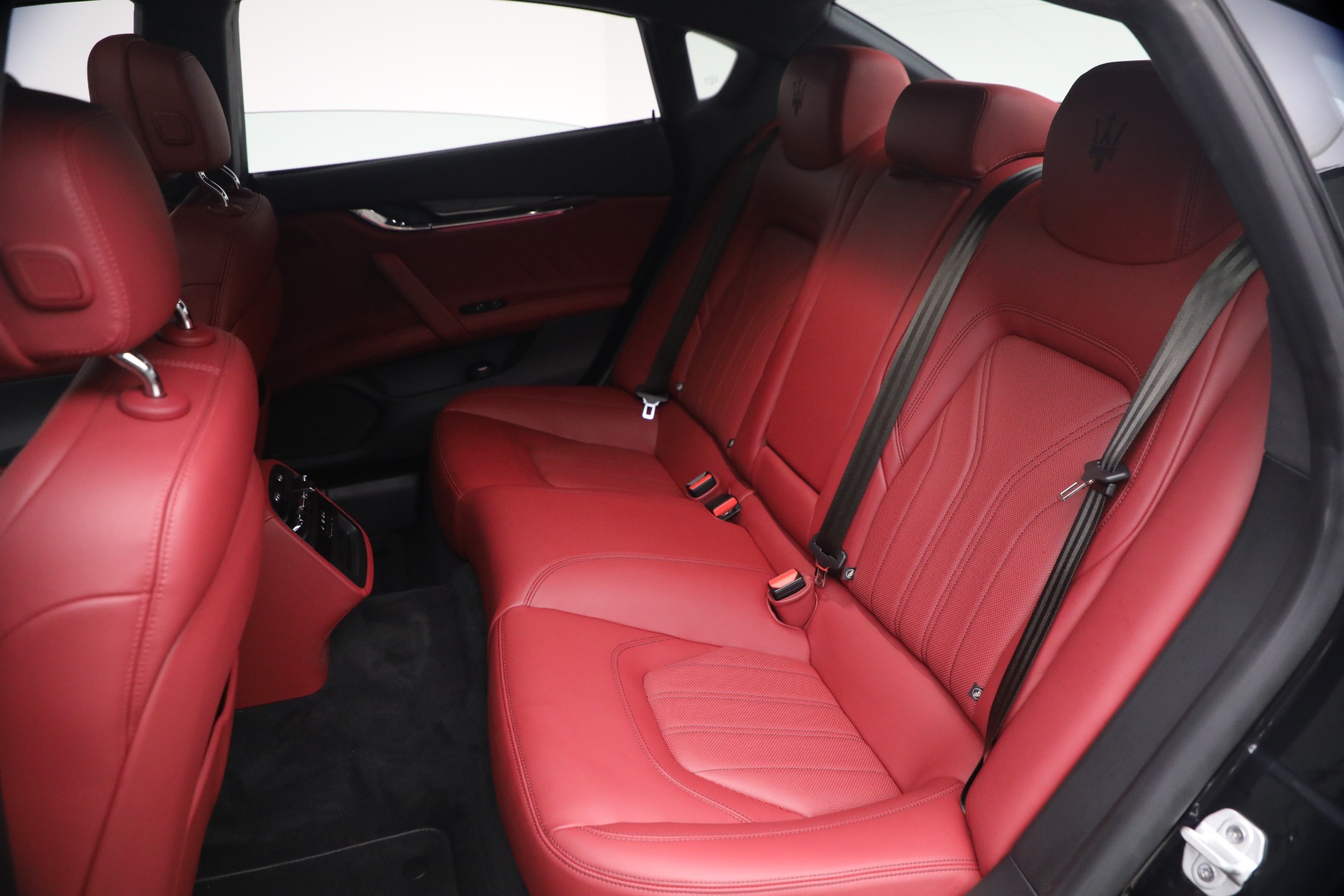 Used-2022-Maserati-Quattroporte-Modena-Q4