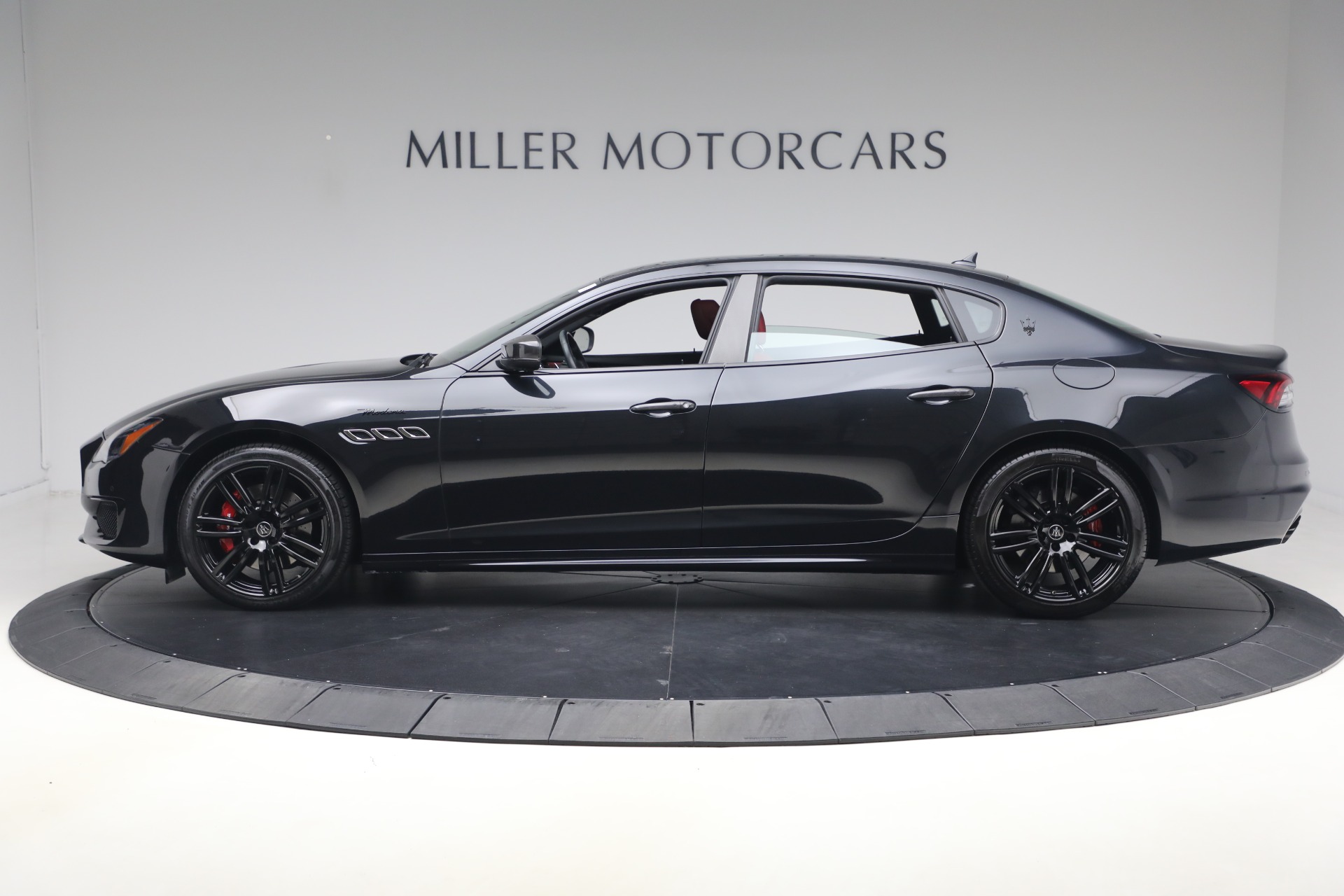 Used-2022-Maserati-Quattroporte-Modena-Q4