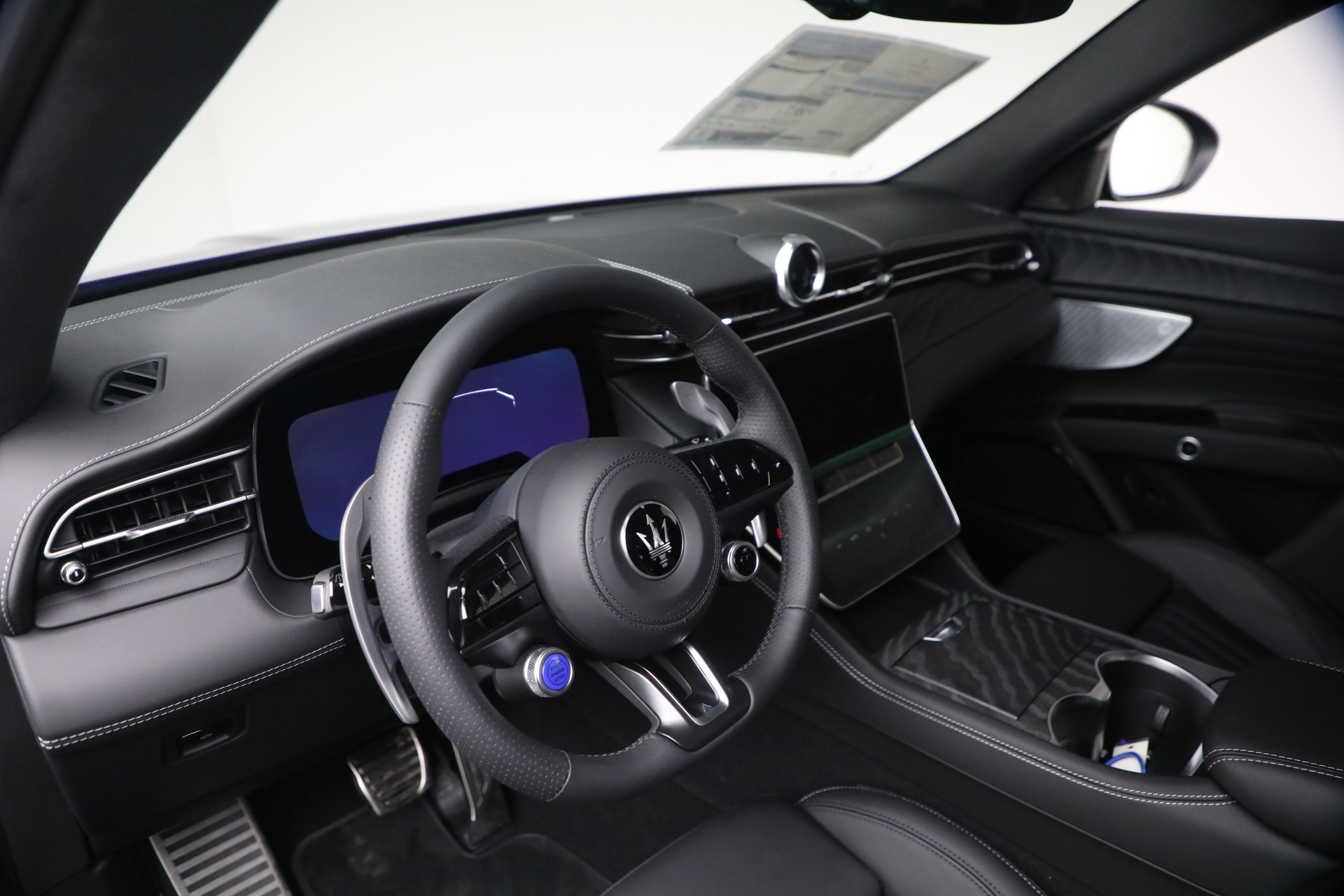 New-2026-Maserati-Grecale-Modena-V6