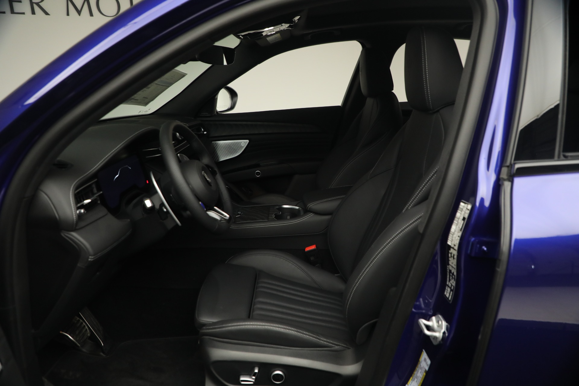 New-2026-Maserati-Grecale-Modena-V6