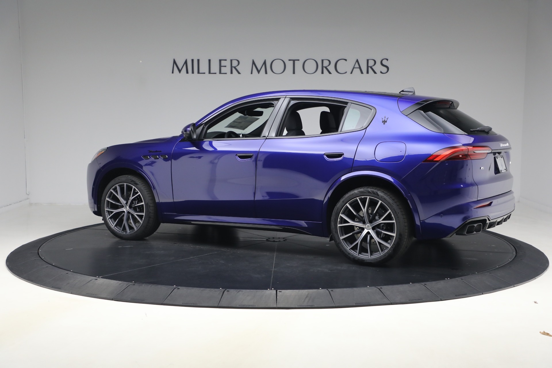 New-2026-Maserati-Grecale-Modena-V6