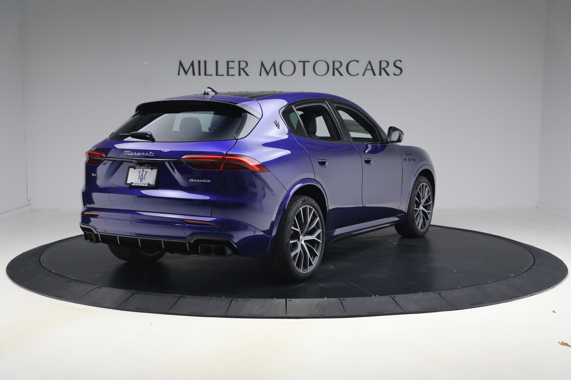 New-2026-Maserati-Grecale-Modena-V6