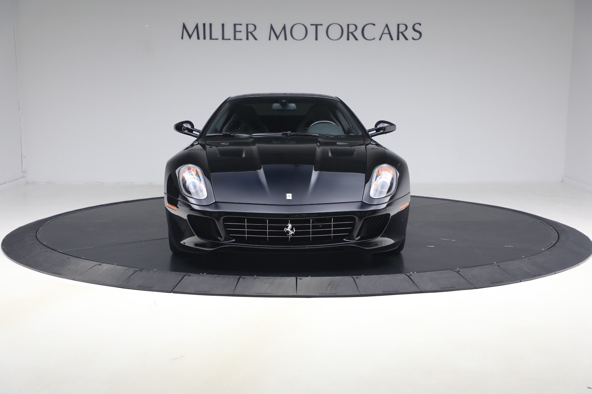 Used-2009-Ferrari-599-GTB-Fiorano