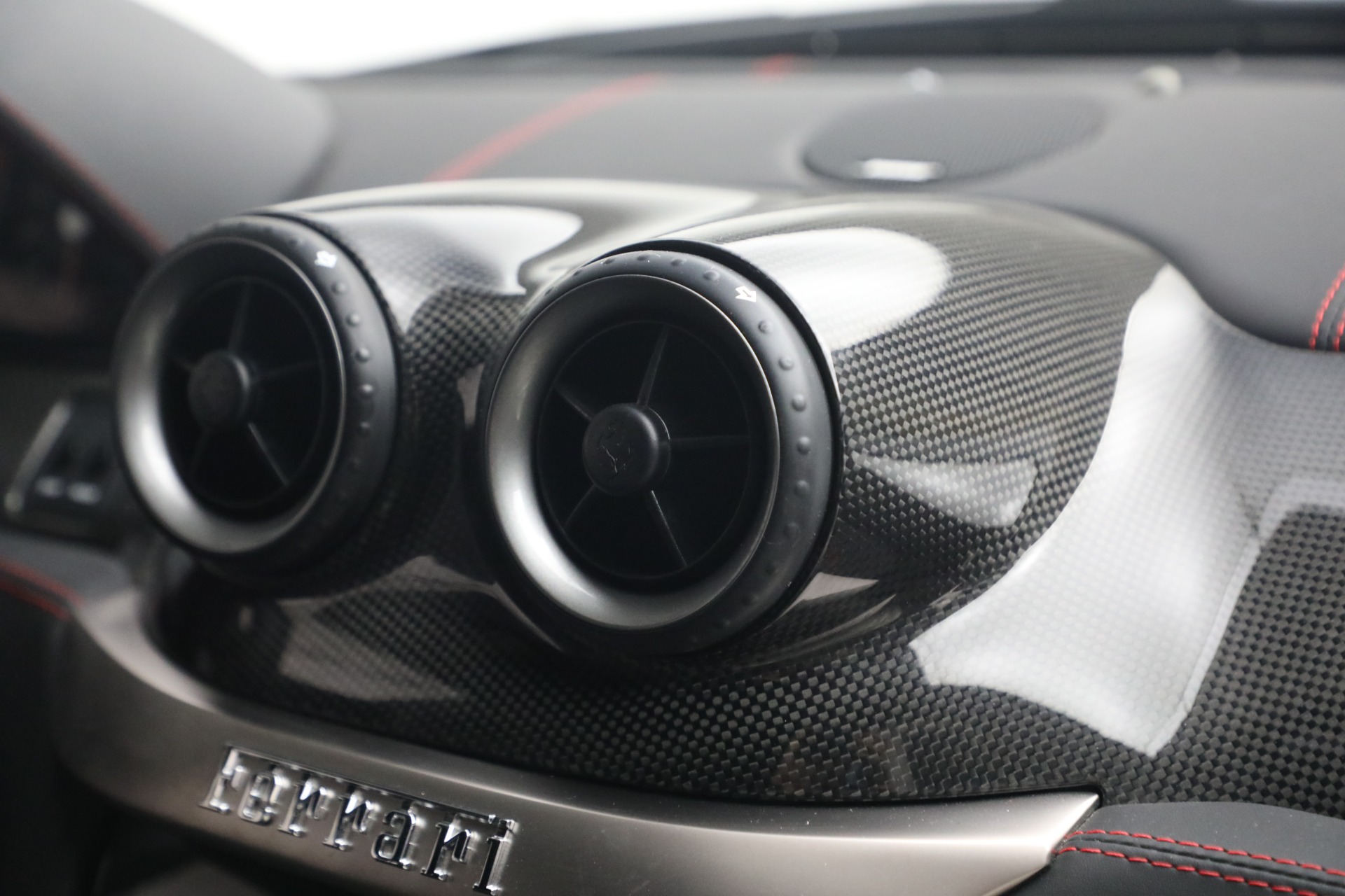 Used-2009-Ferrari-599-GTB-Fiorano
