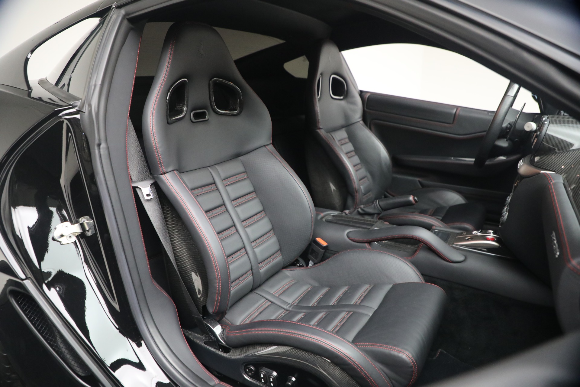 Used-2009-Ferrari-599-GTB-Fiorano