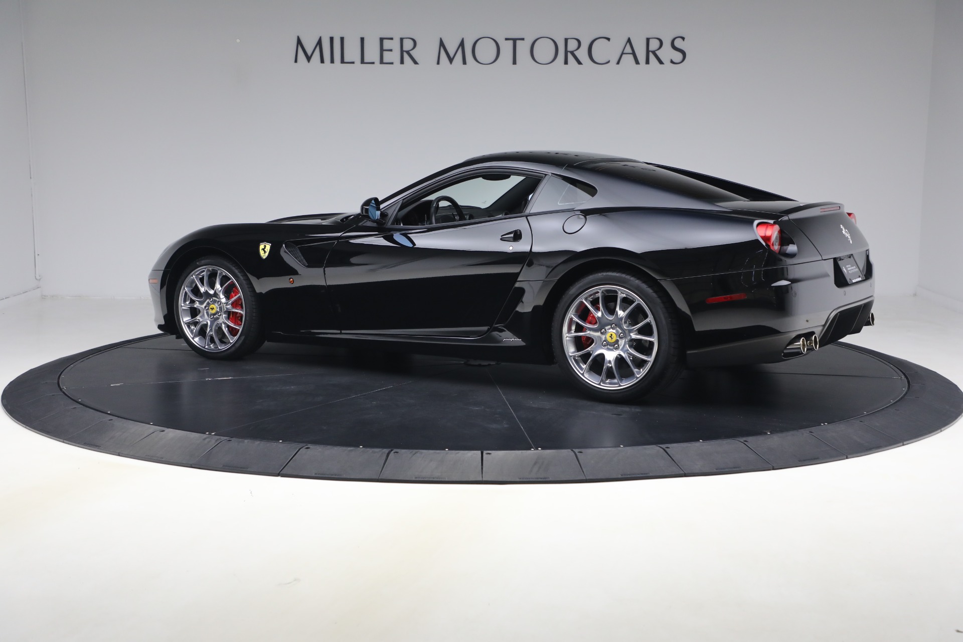 Used-2009-Ferrari-599-GTB-Fiorano