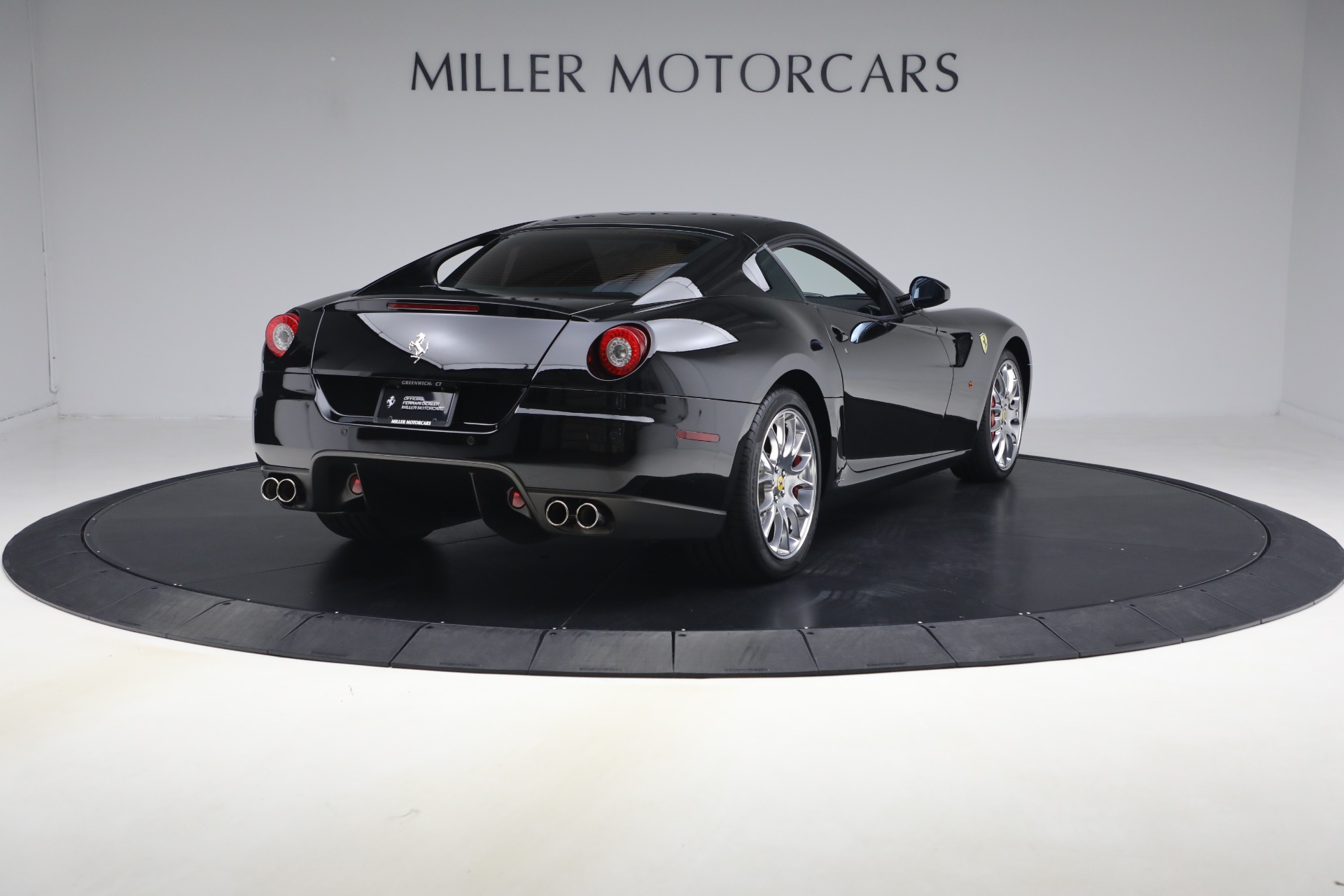 Used-2009-Ferrari-599-GTB-Fiorano