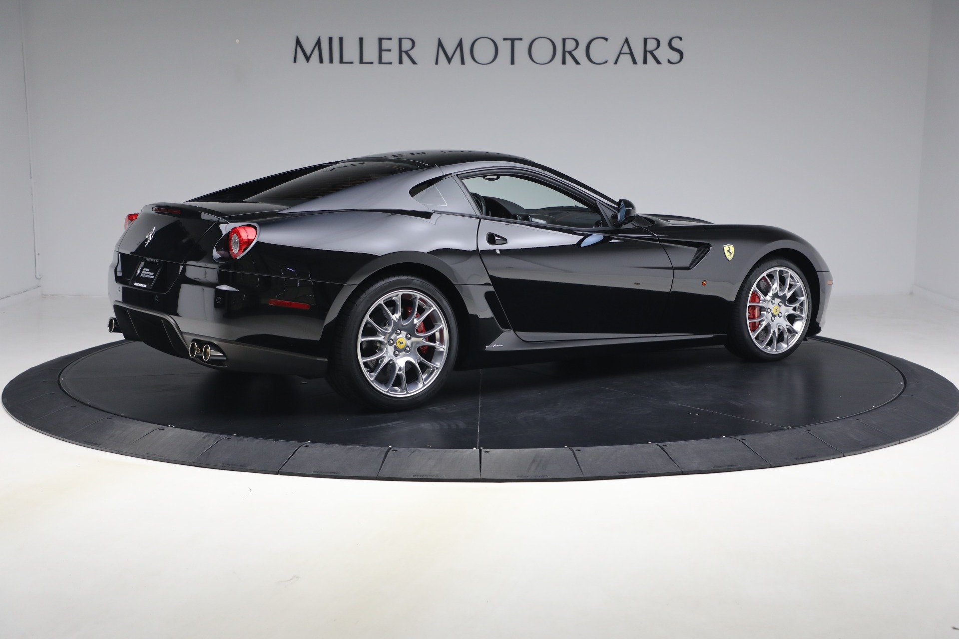 Used-2009-Ferrari-599-GTB-Fiorano