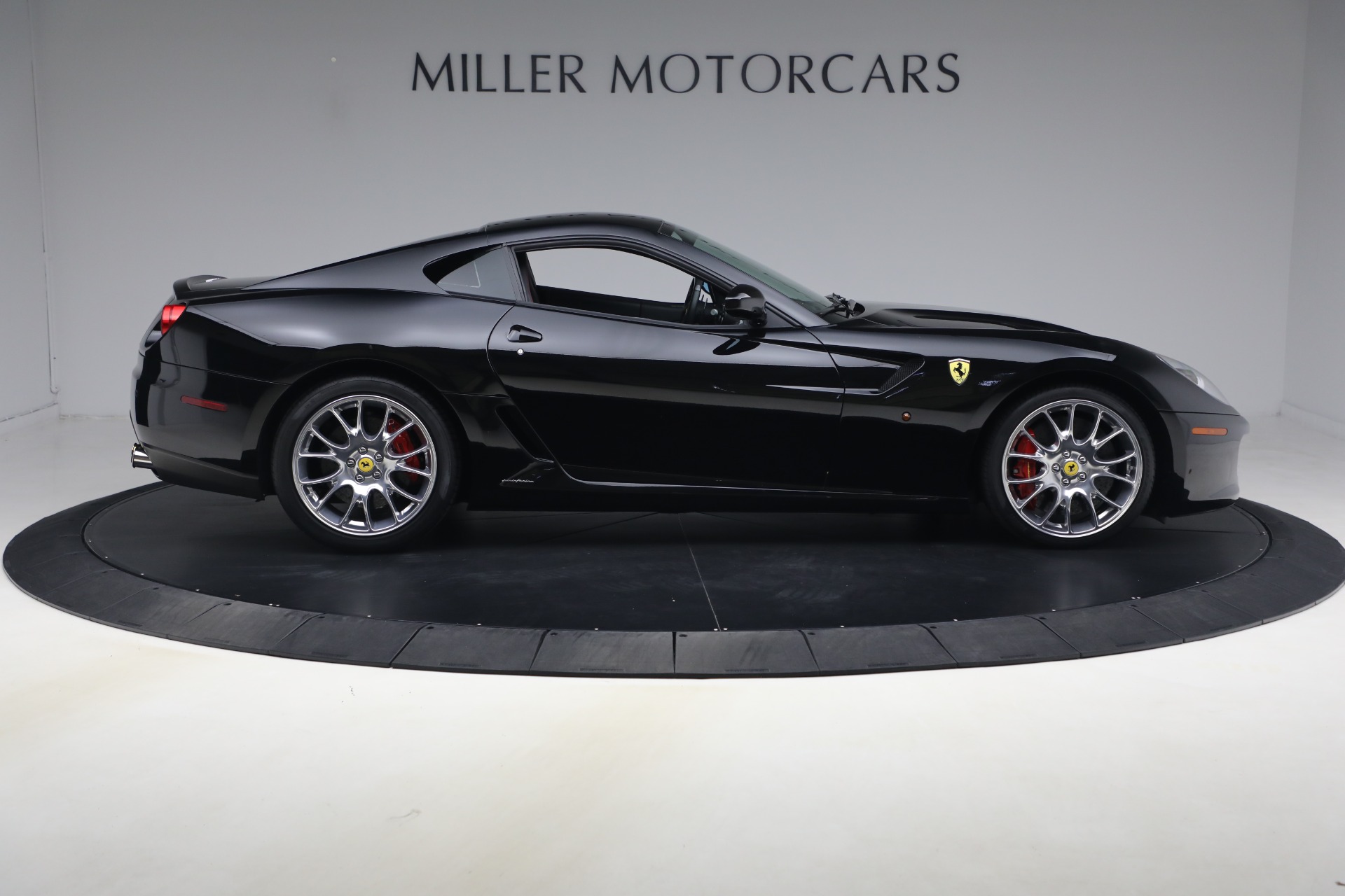 Used-2009-Ferrari-599-GTB-Fiorano