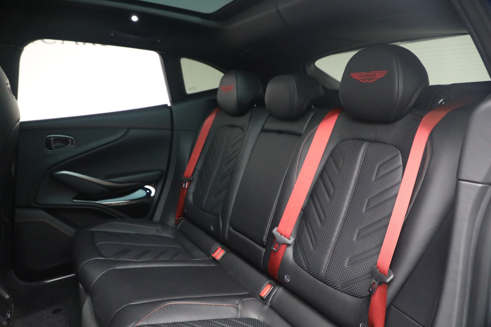 New-2026-Aston-Martin-DBX-S
