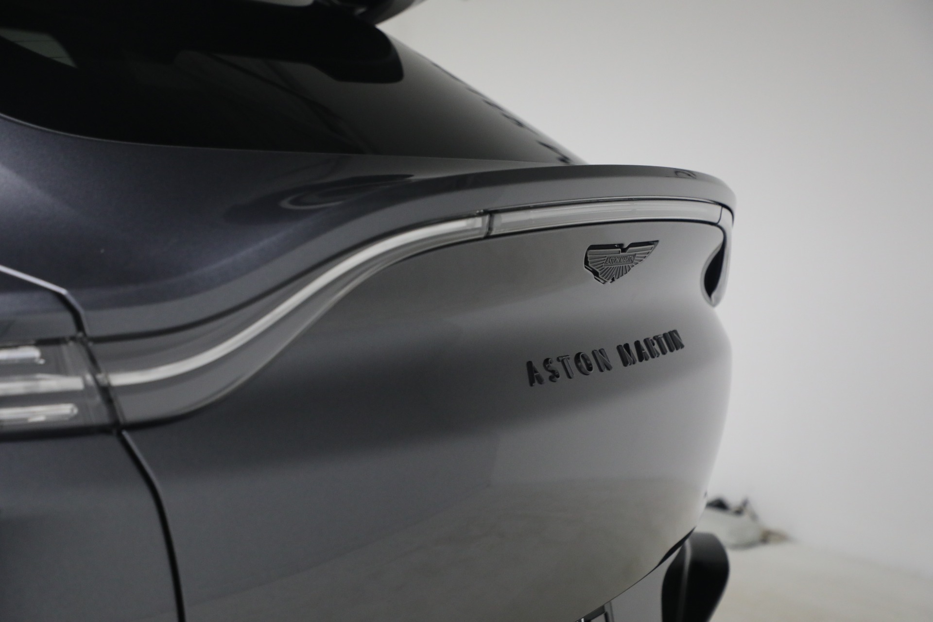 New-2026-Aston-Martin-DBX-S