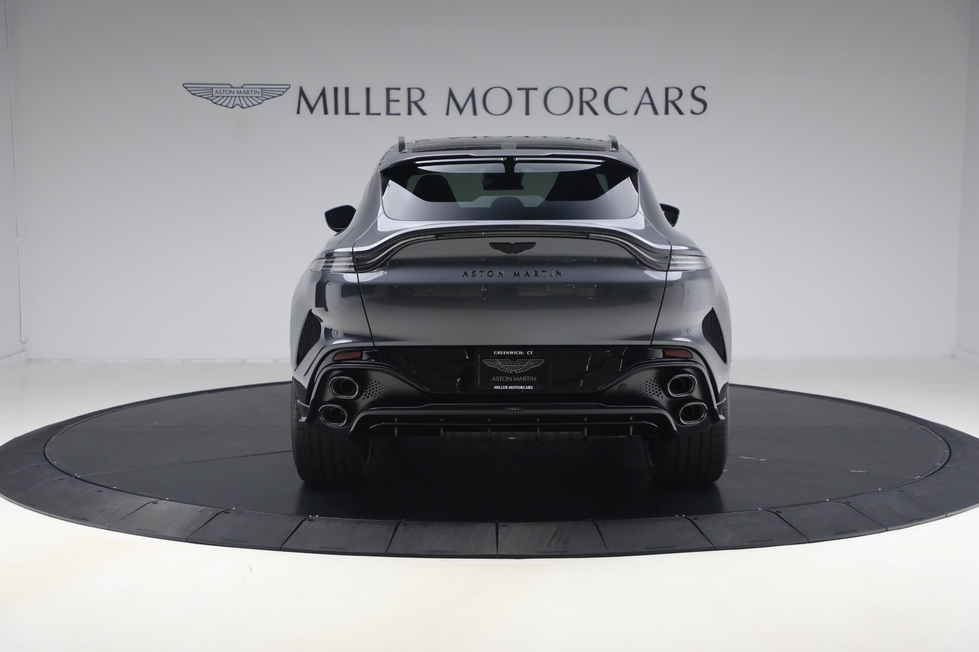 New-2026-Aston-Martin-DBX-S