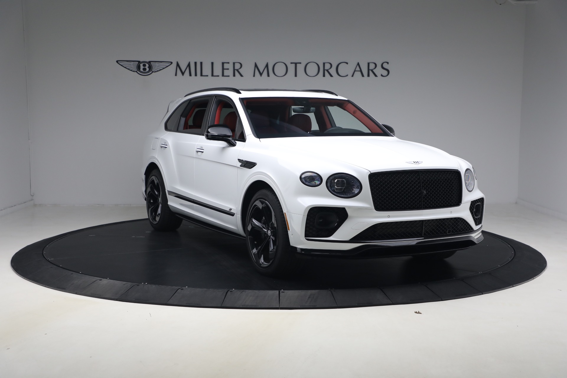 Used-2023-Bentley-Bentayga-S-V8