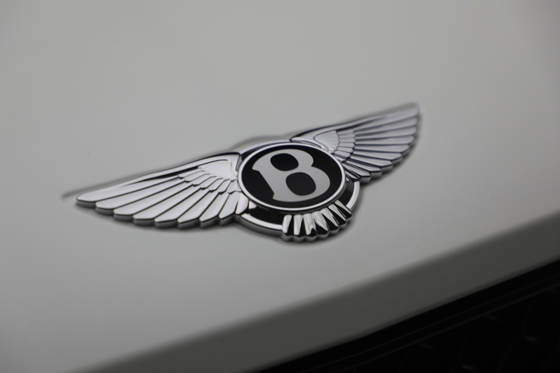 Used-2023-Bentley-Bentayga-S-V8