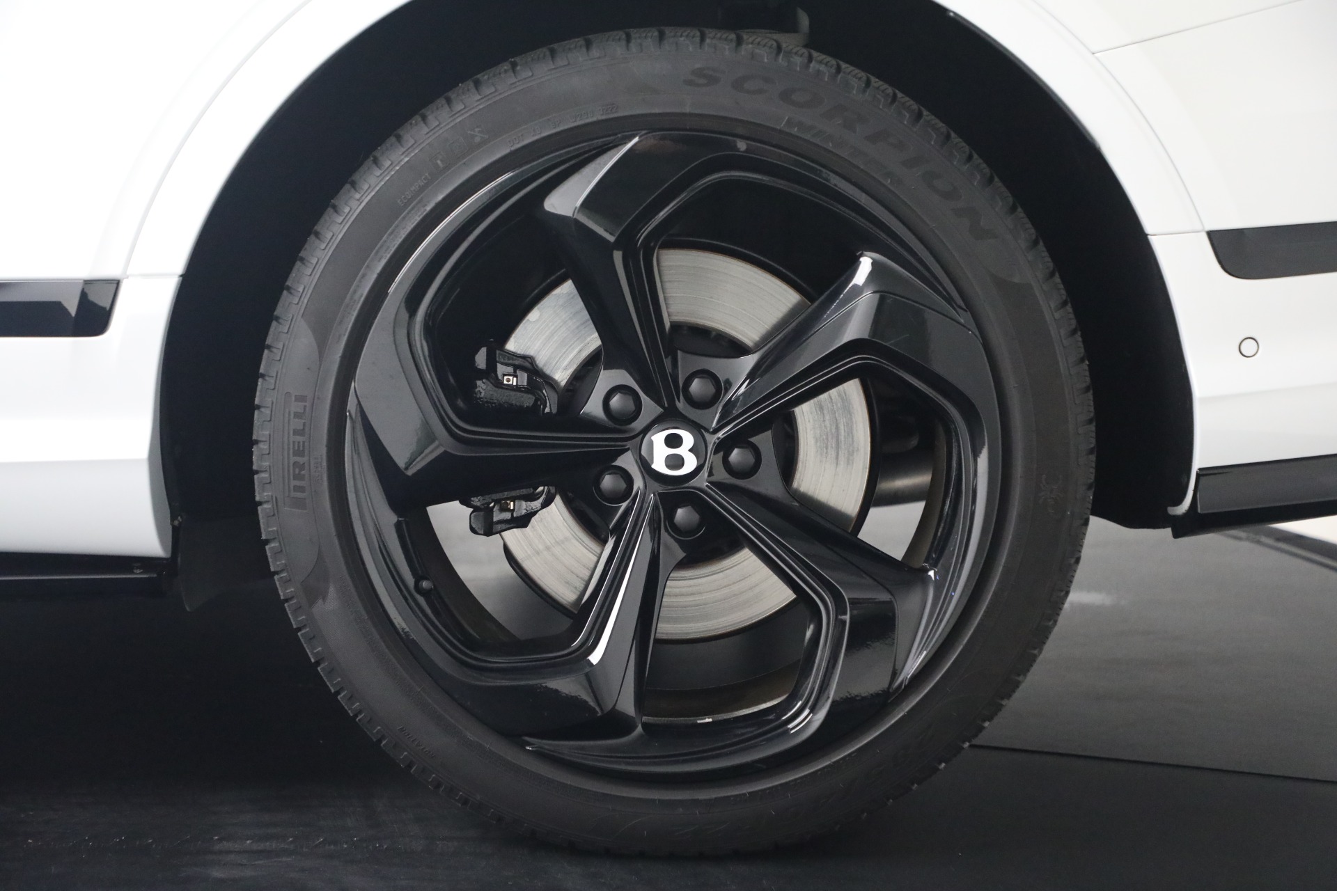 Used-2023-Bentley-Bentayga-S-V8