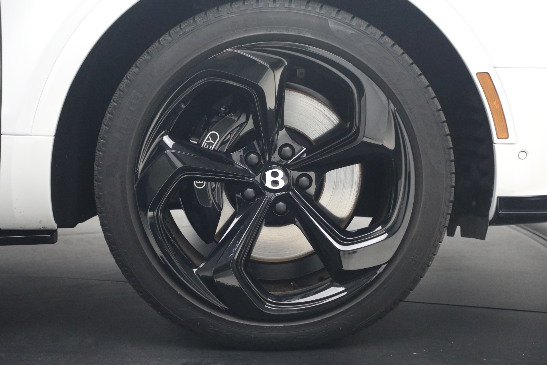 Used-2023-Bentley-Bentayga-S-V8