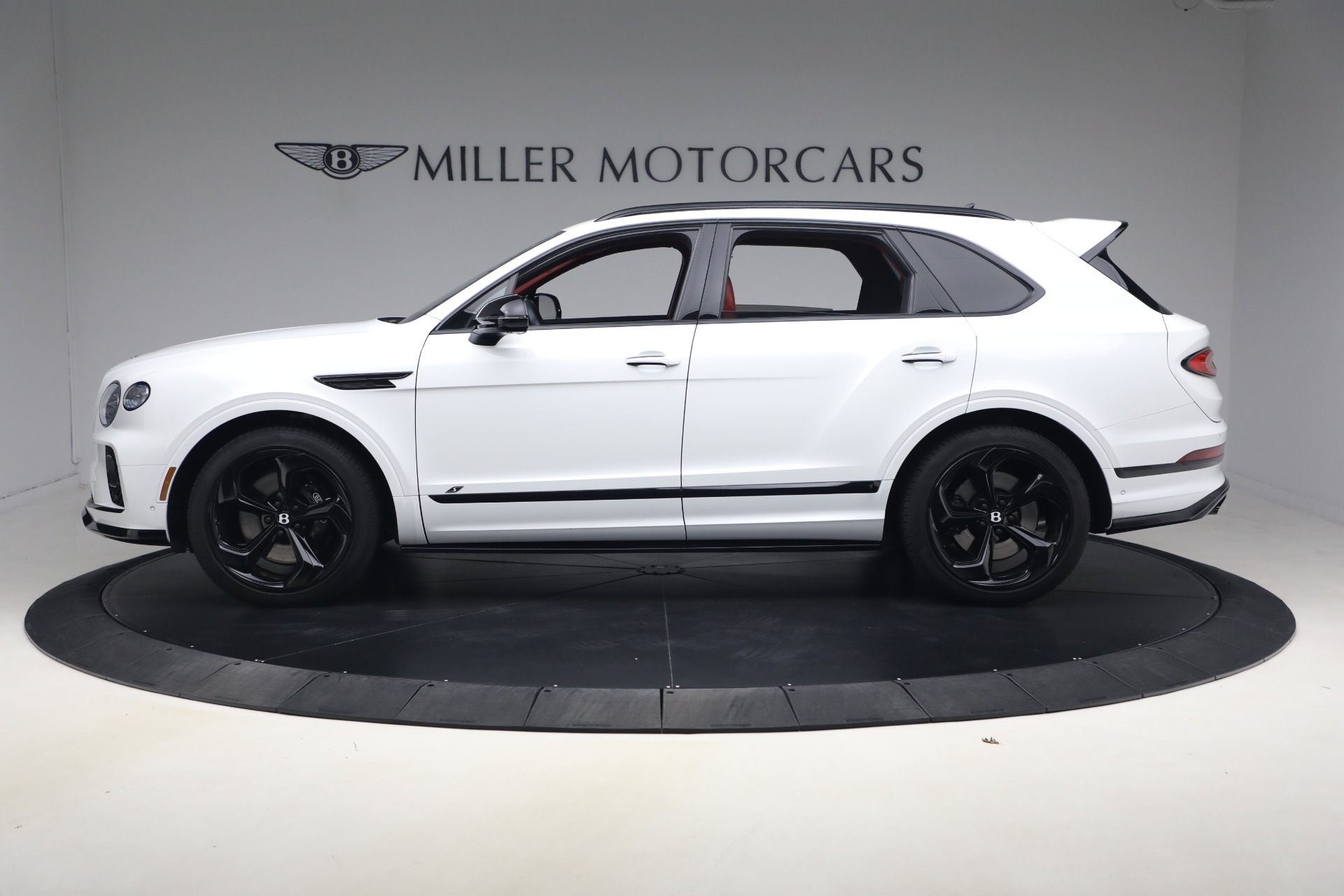 Used-2023-Bentley-Bentayga-S-V8