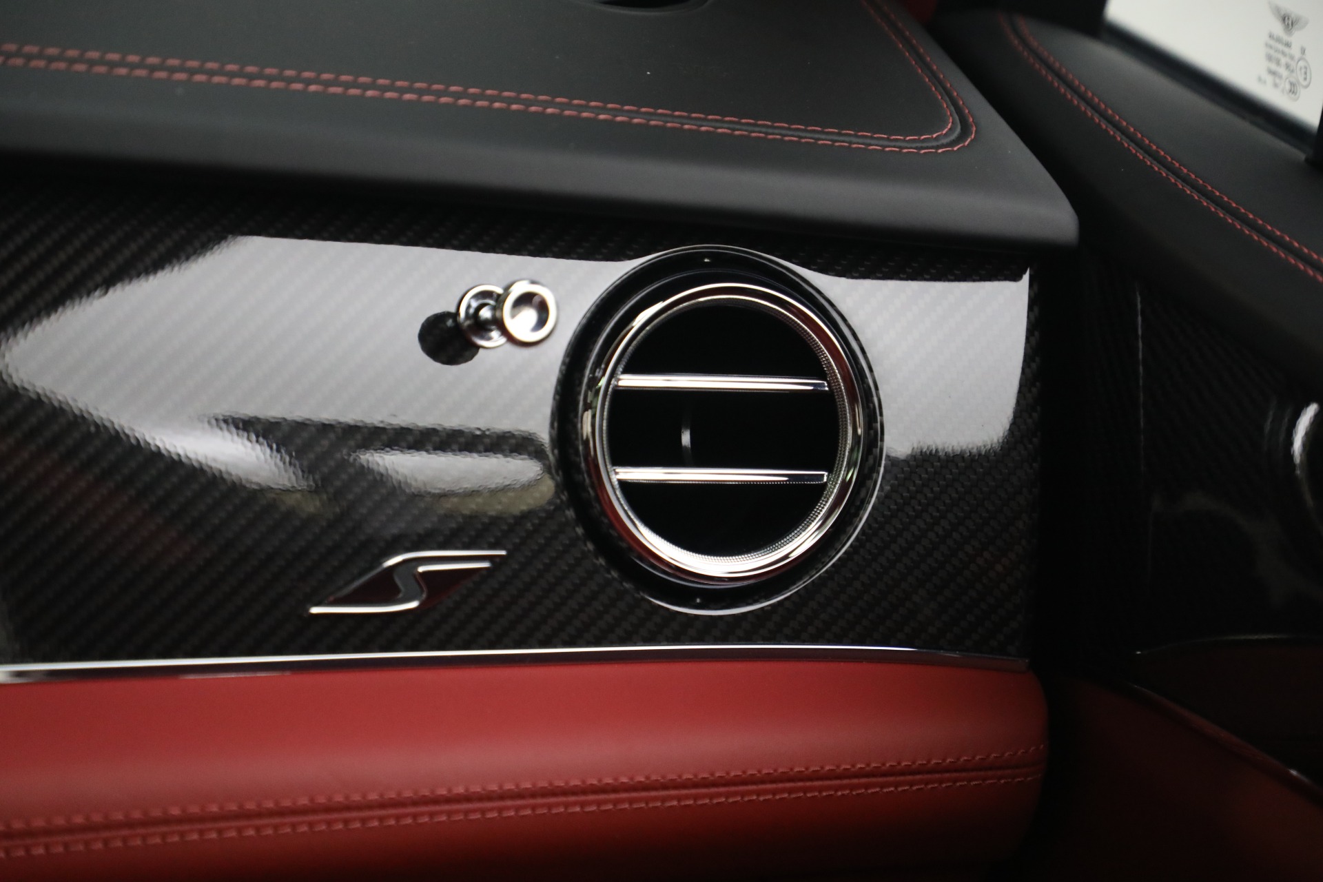 Used-2023-Bentley-Bentayga-S-V8
