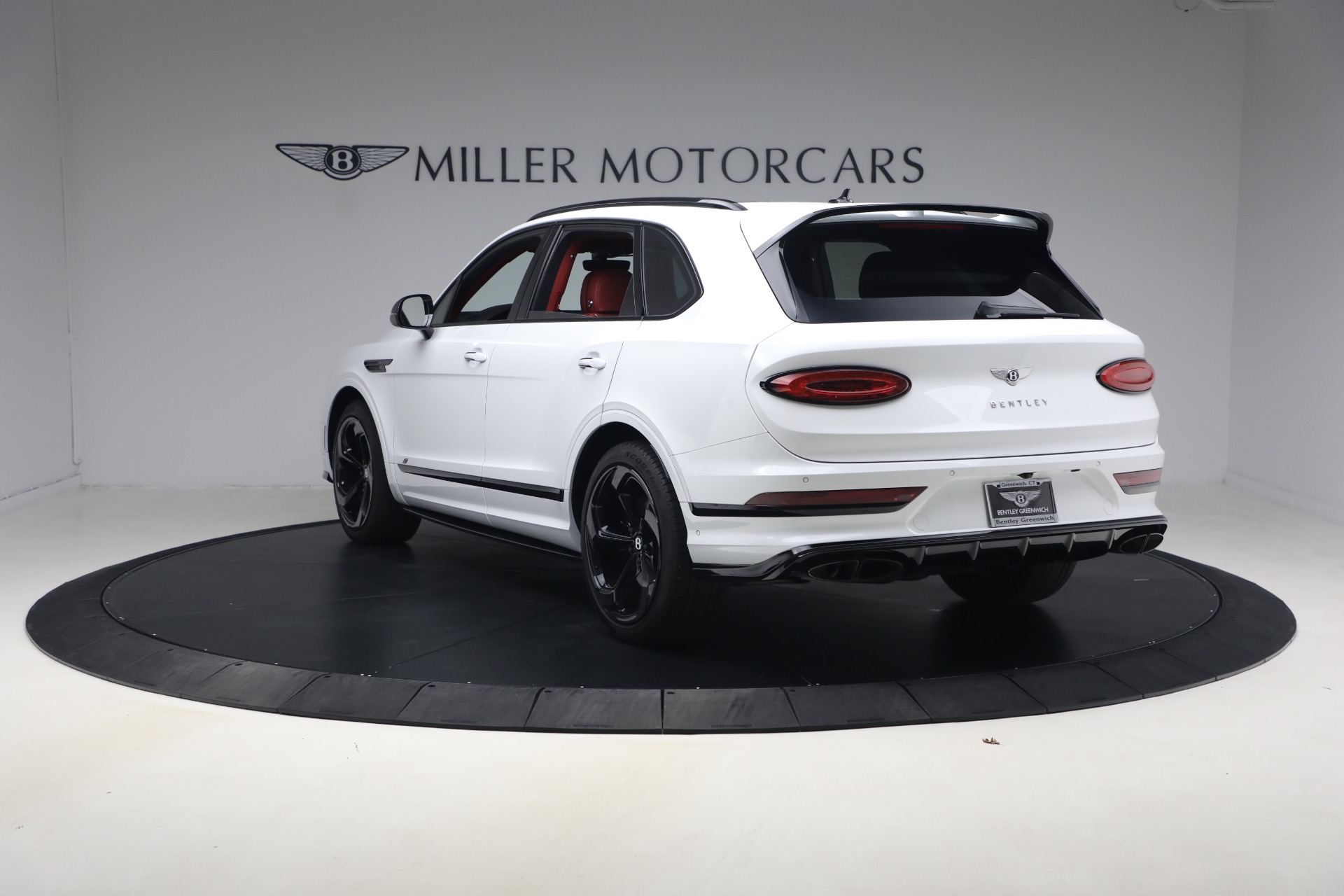 Used-2023-Bentley-Bentayga-S-V8