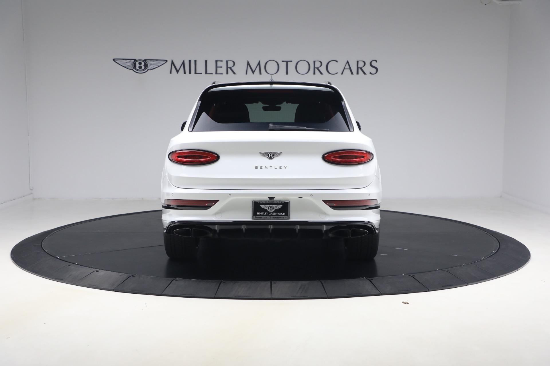 Used-2023-Bentley-Bentayga-S-V8
