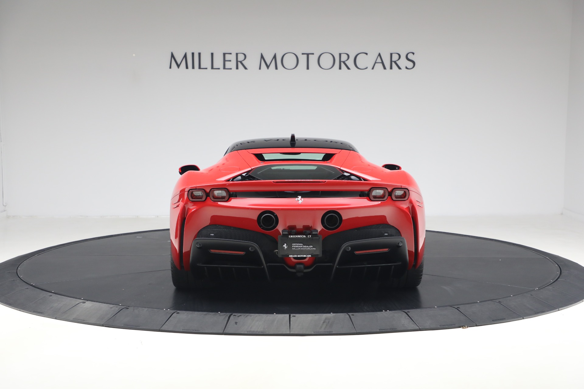 Used-2022-Ferrari-SF90-Stradale