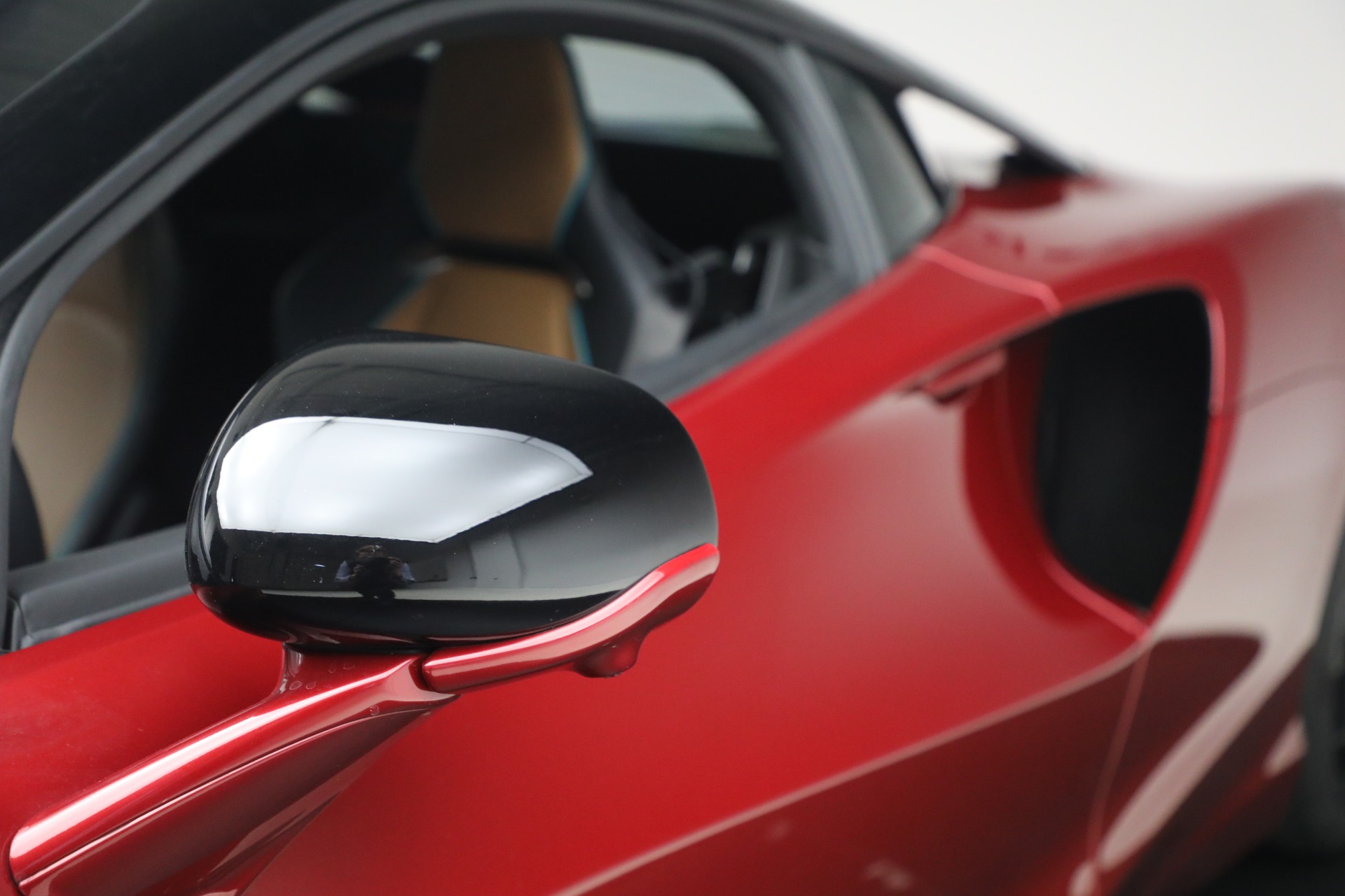 Used-2024-McLaren-Artura-TechLux