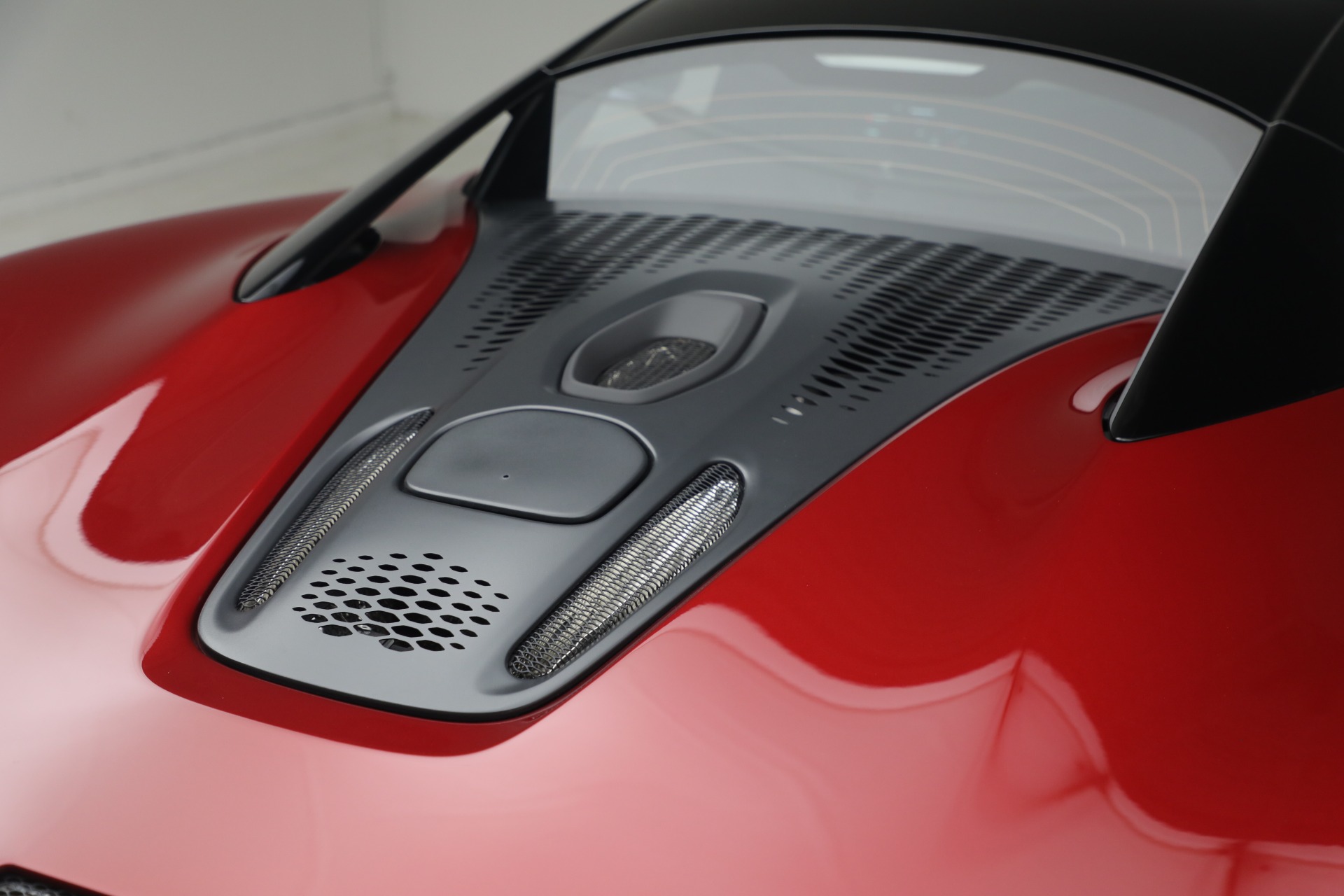 Used-2024-McLaren-Artura-TechLux