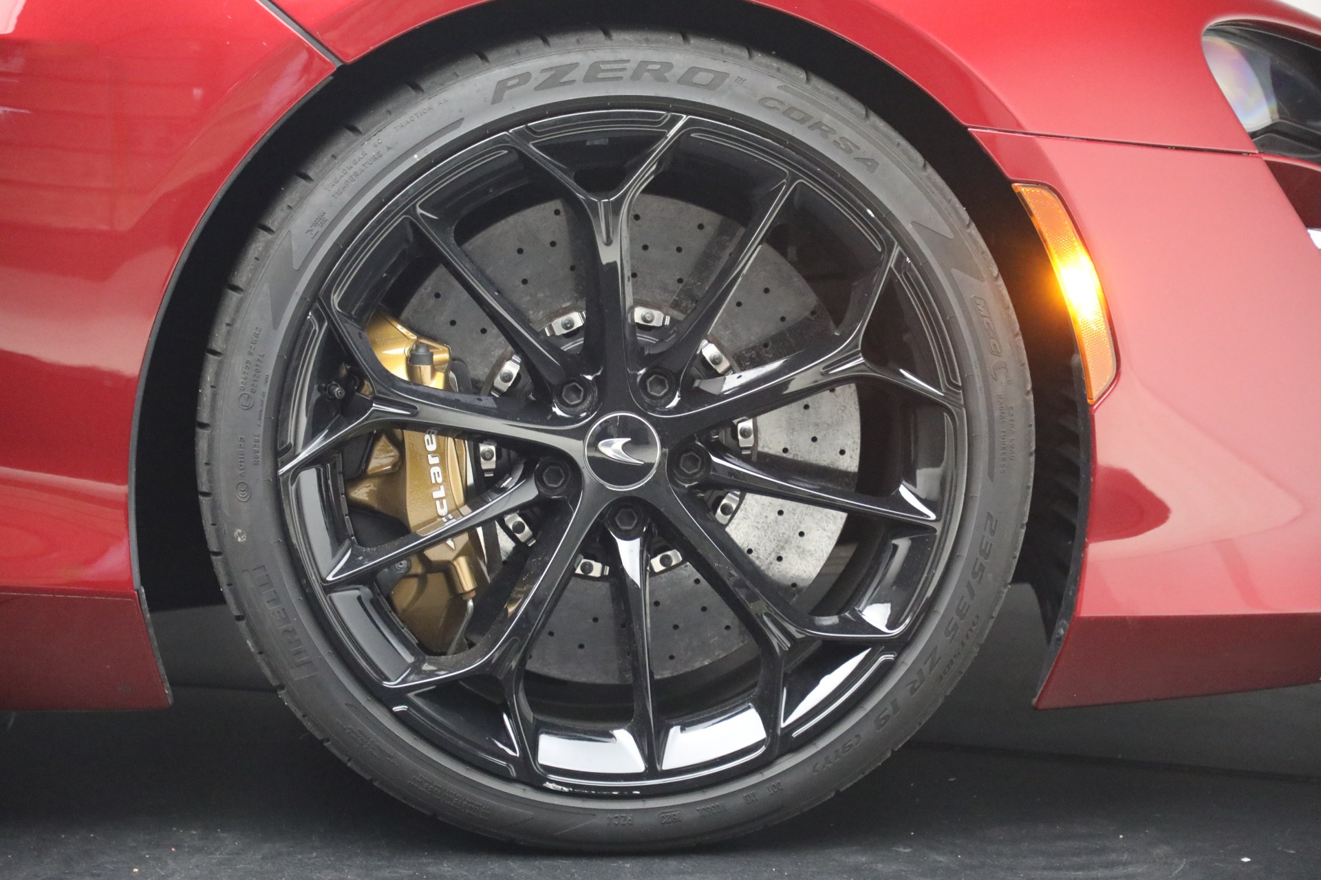 Used-2024-McLaren-Artura-TechLux
