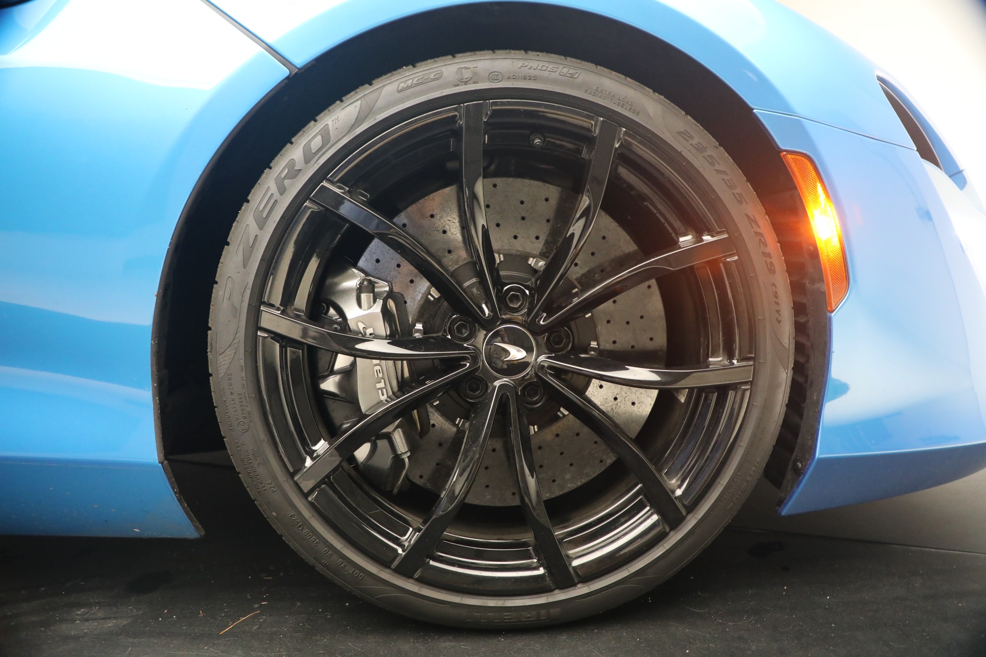Used-2024-McLaren-Artura-Performance
