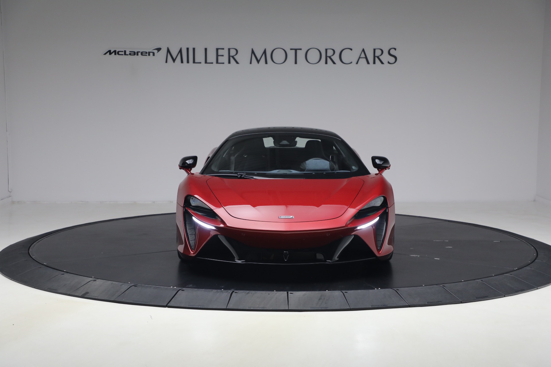 Used-2023-McLaren-Artura-Performance