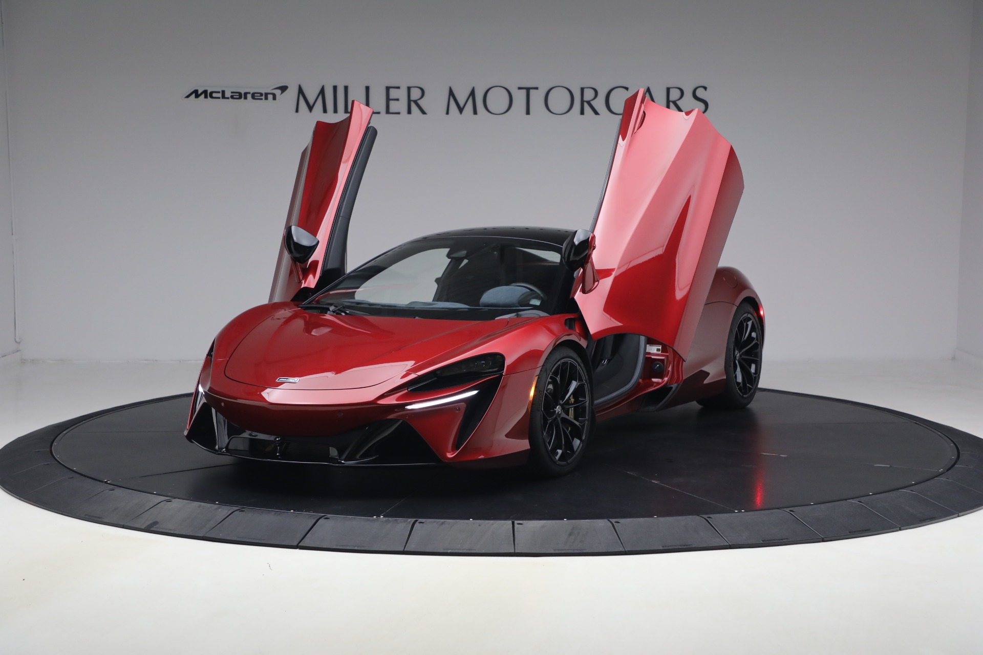 Used-2023-McLaren-Artura-Performance