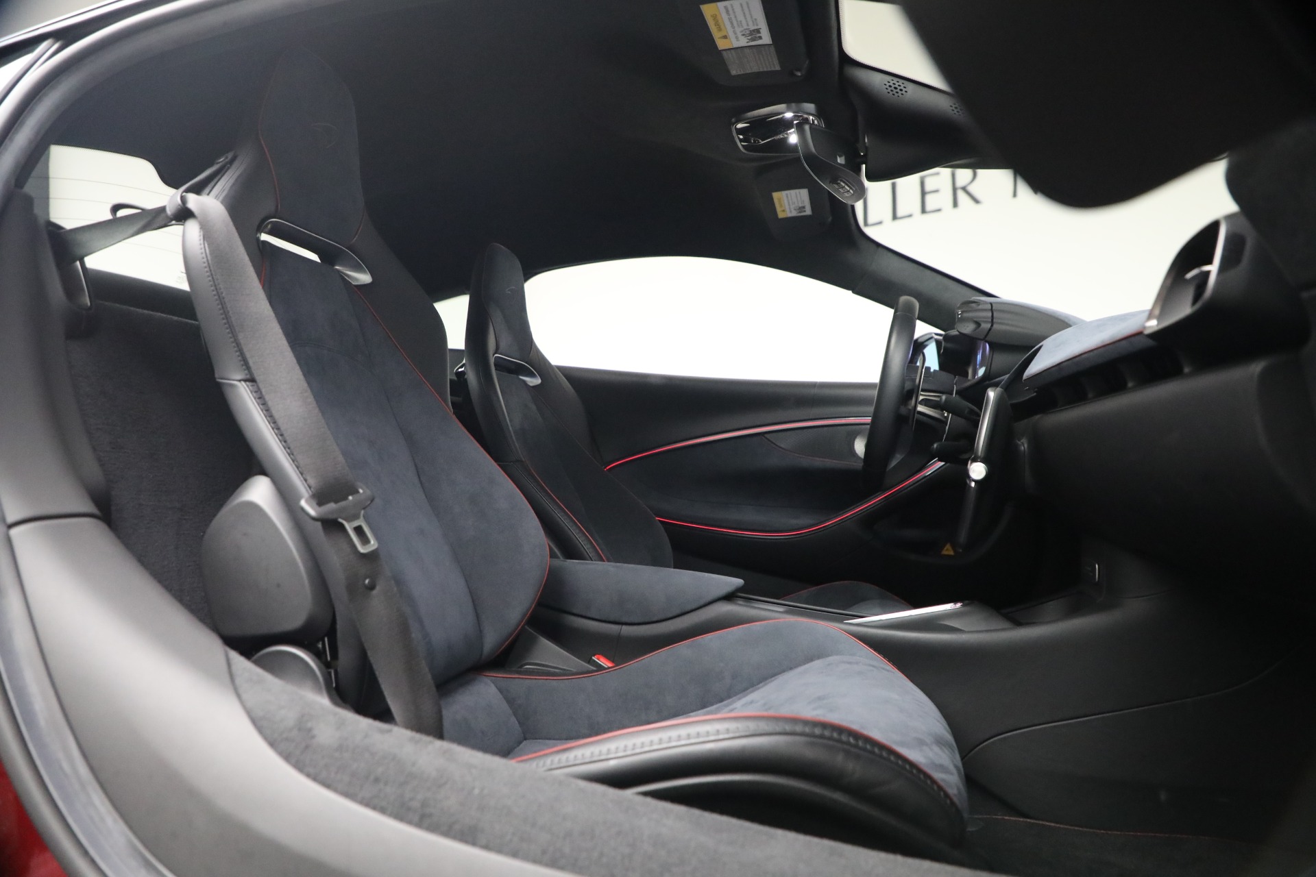 Used-2023-McLaren-Artura-Performance