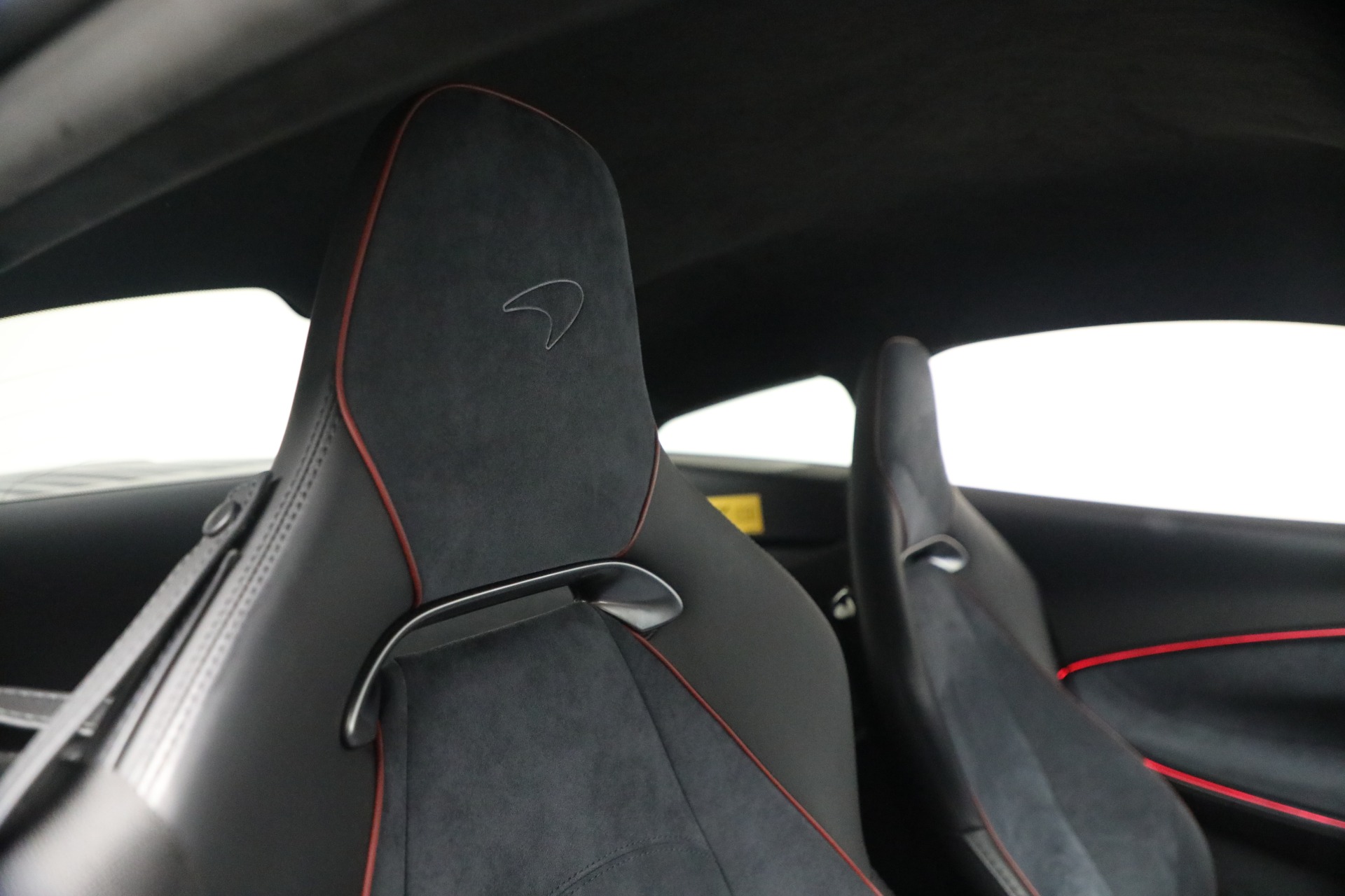 Used-2023-McLaren-Artura-Performance
