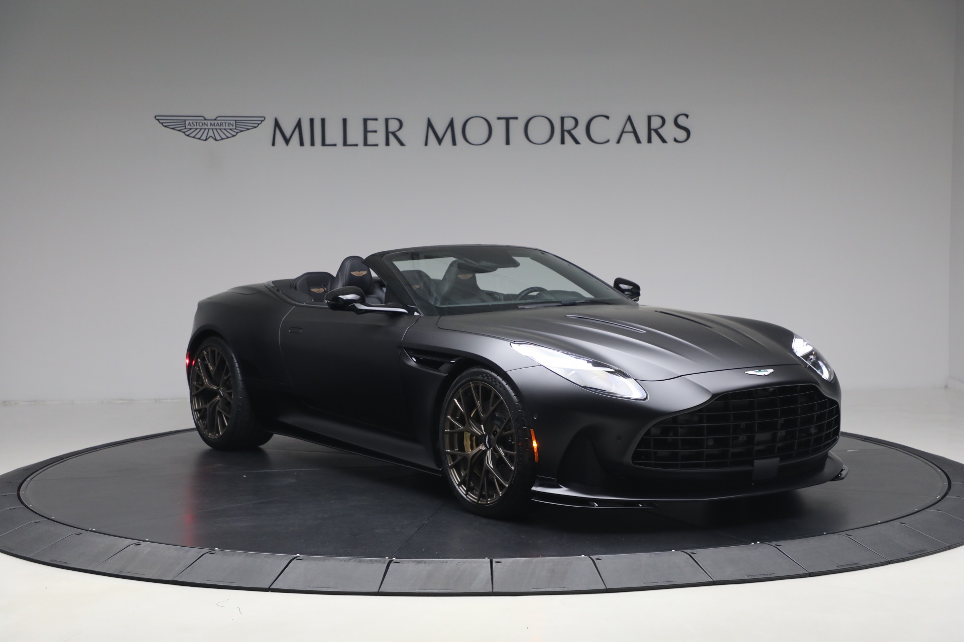 Used-2024-Aston-Martin-DB12-Volante